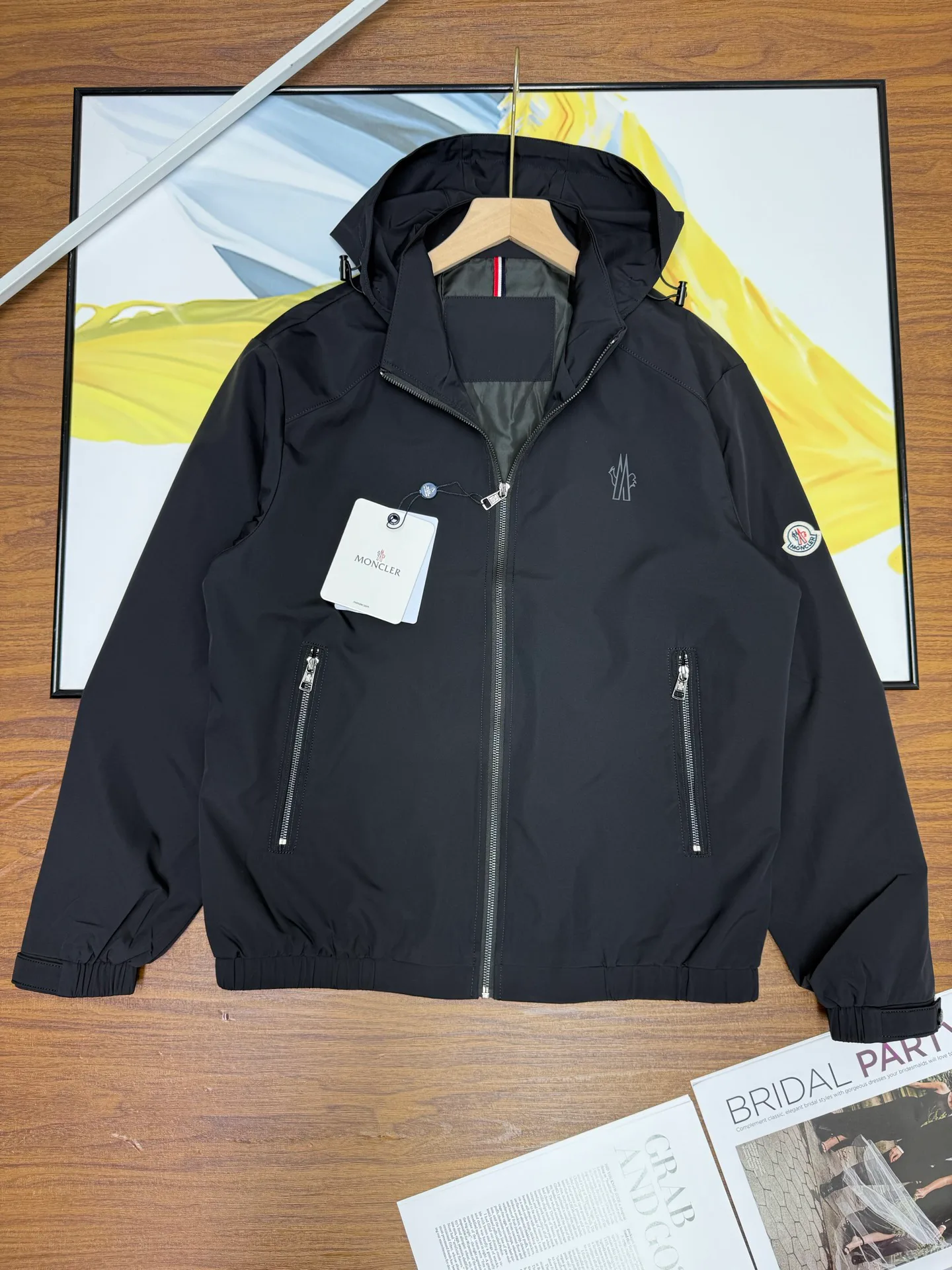 Men's Jackets And Down Jackets MONCLER 18068731