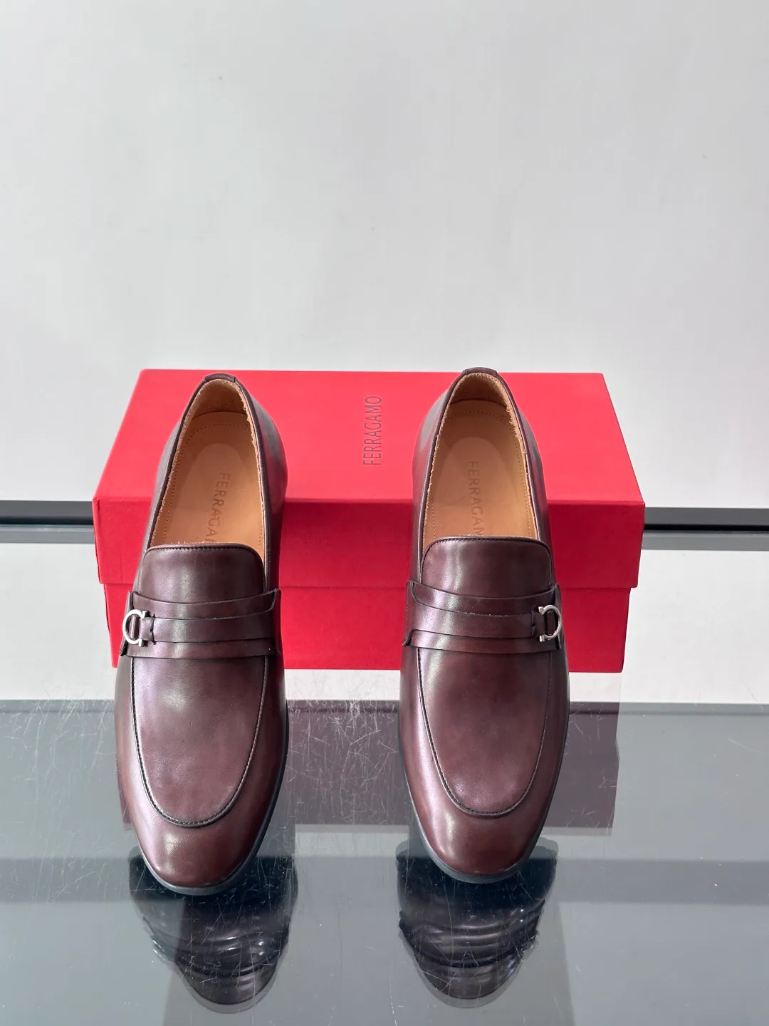 Men's Loafers And Dress Shoes SALVATORE FERRAGAMO 17982494