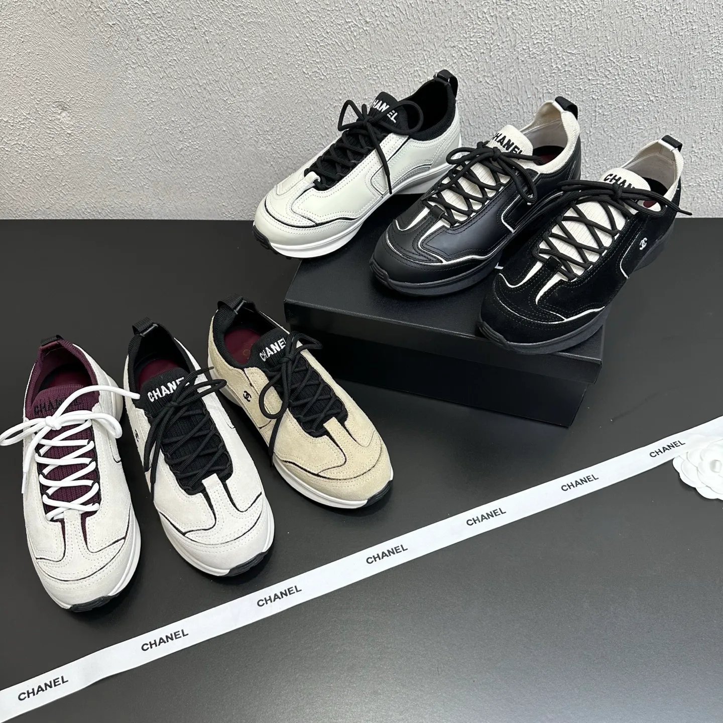 Women's Sneakers CHANEL 17934451