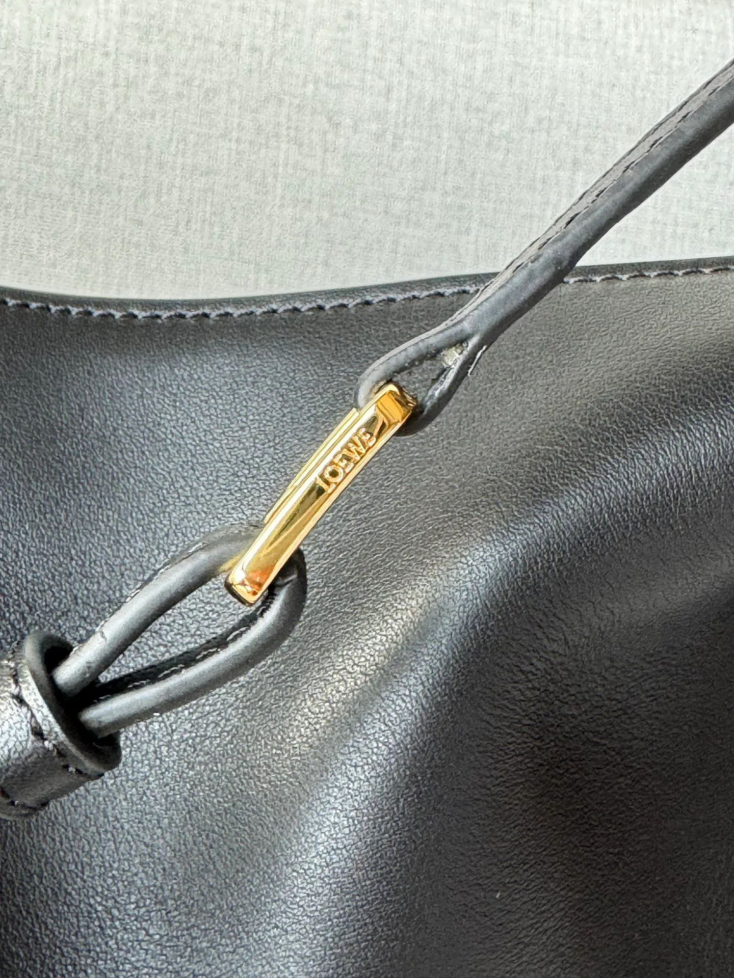 Women's Classic Handbags LOEWE 17551235