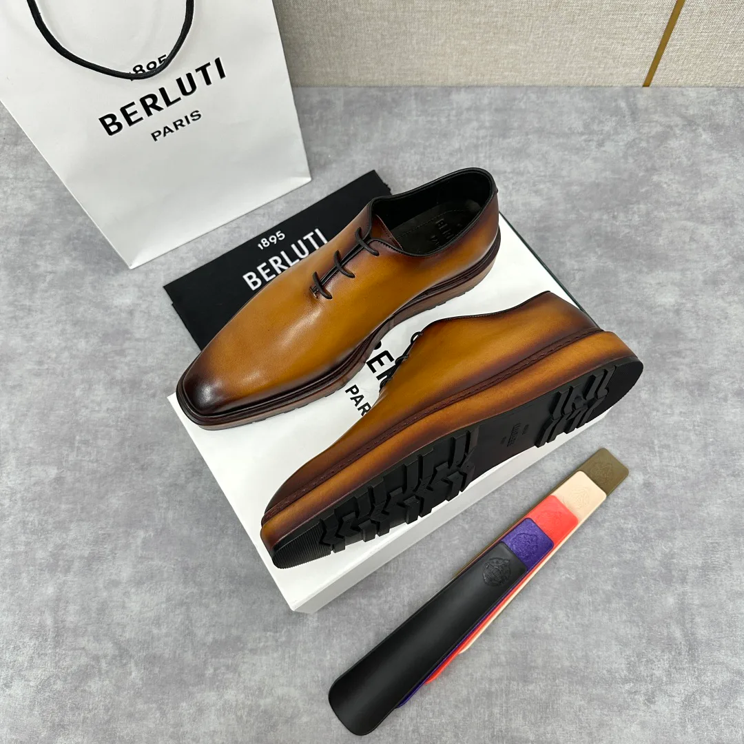 Men's Loafers And Dress Shoes BERLUTI 18117486