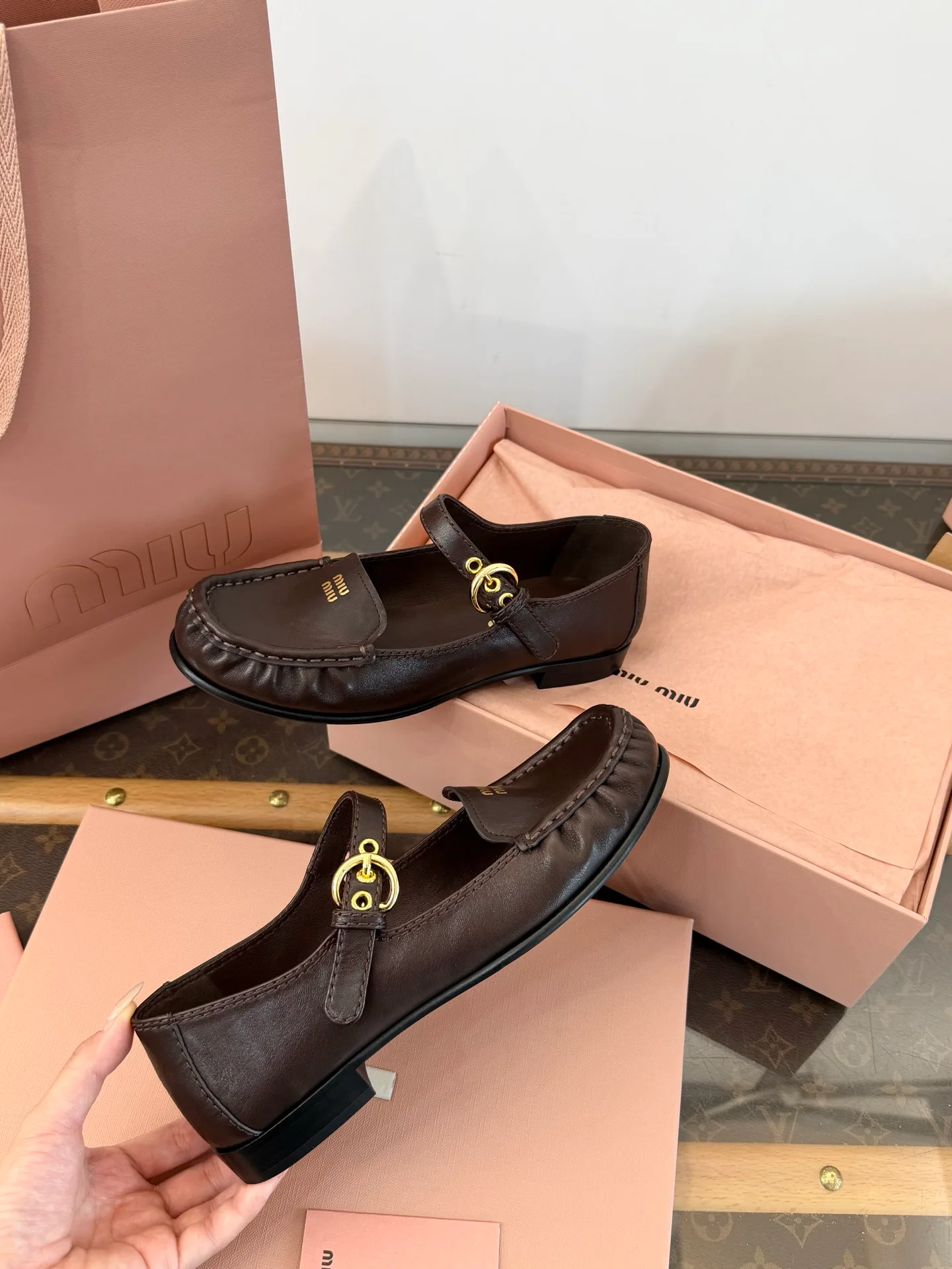 Women's Loafers And Moccasins MIU MIU 18409545