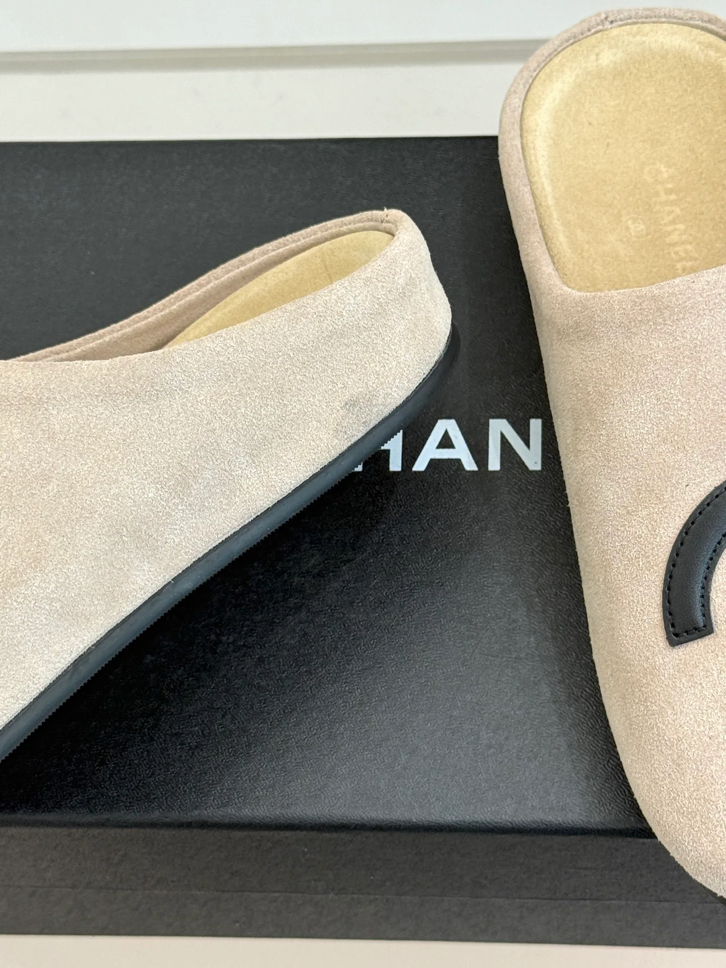 Women's Mules And Clogs CHANEL 17813179