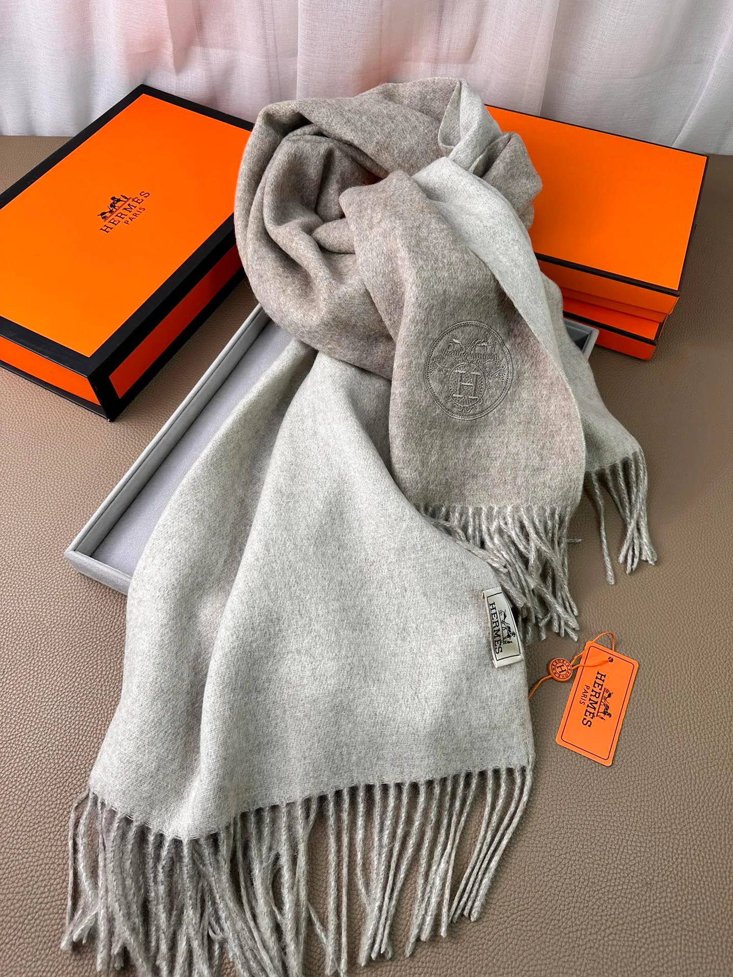 Scarves HERMES 18105098