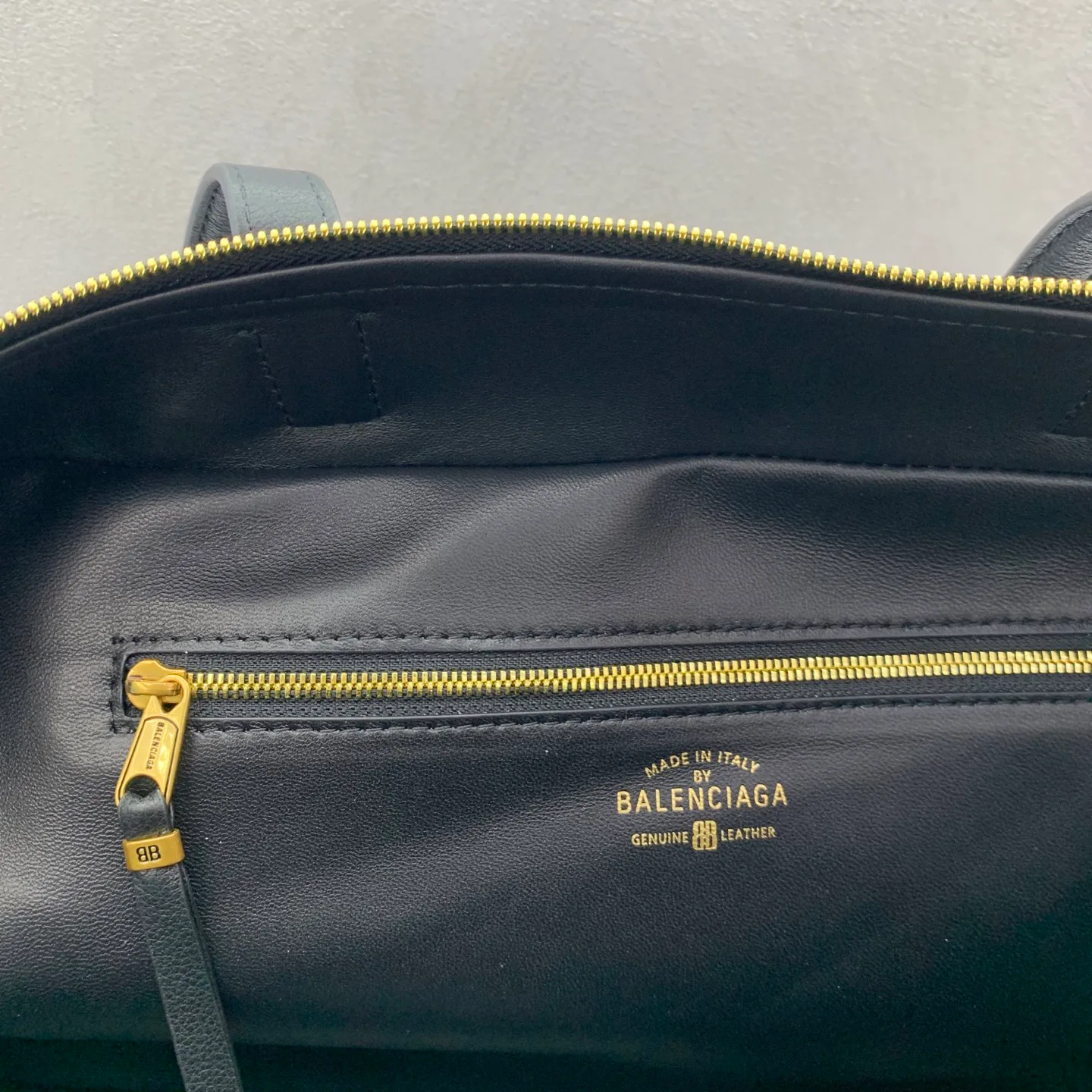 Women's Classic Handbags BALENCIAGA 18136623