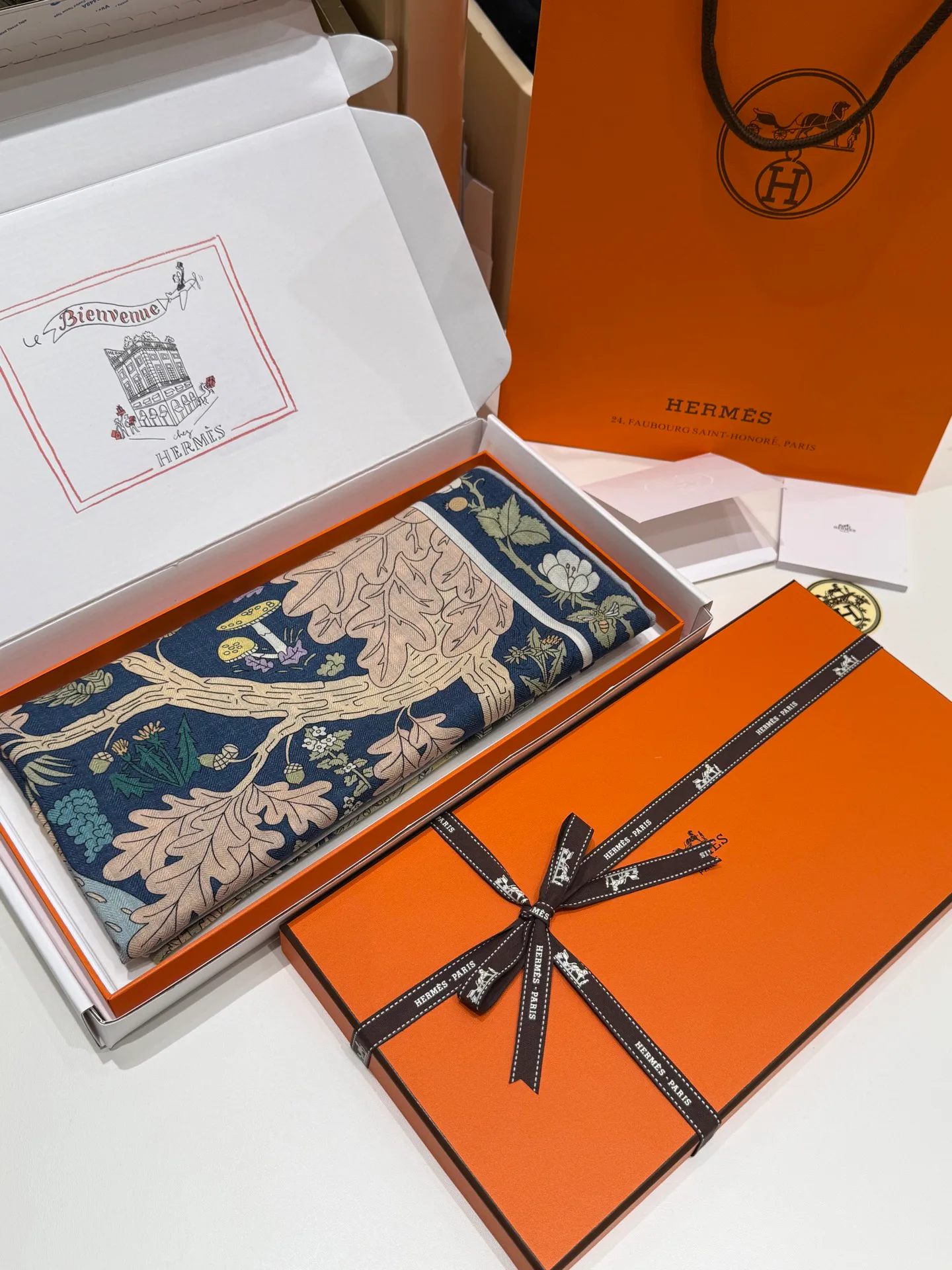 Scarves HERMES 17772358