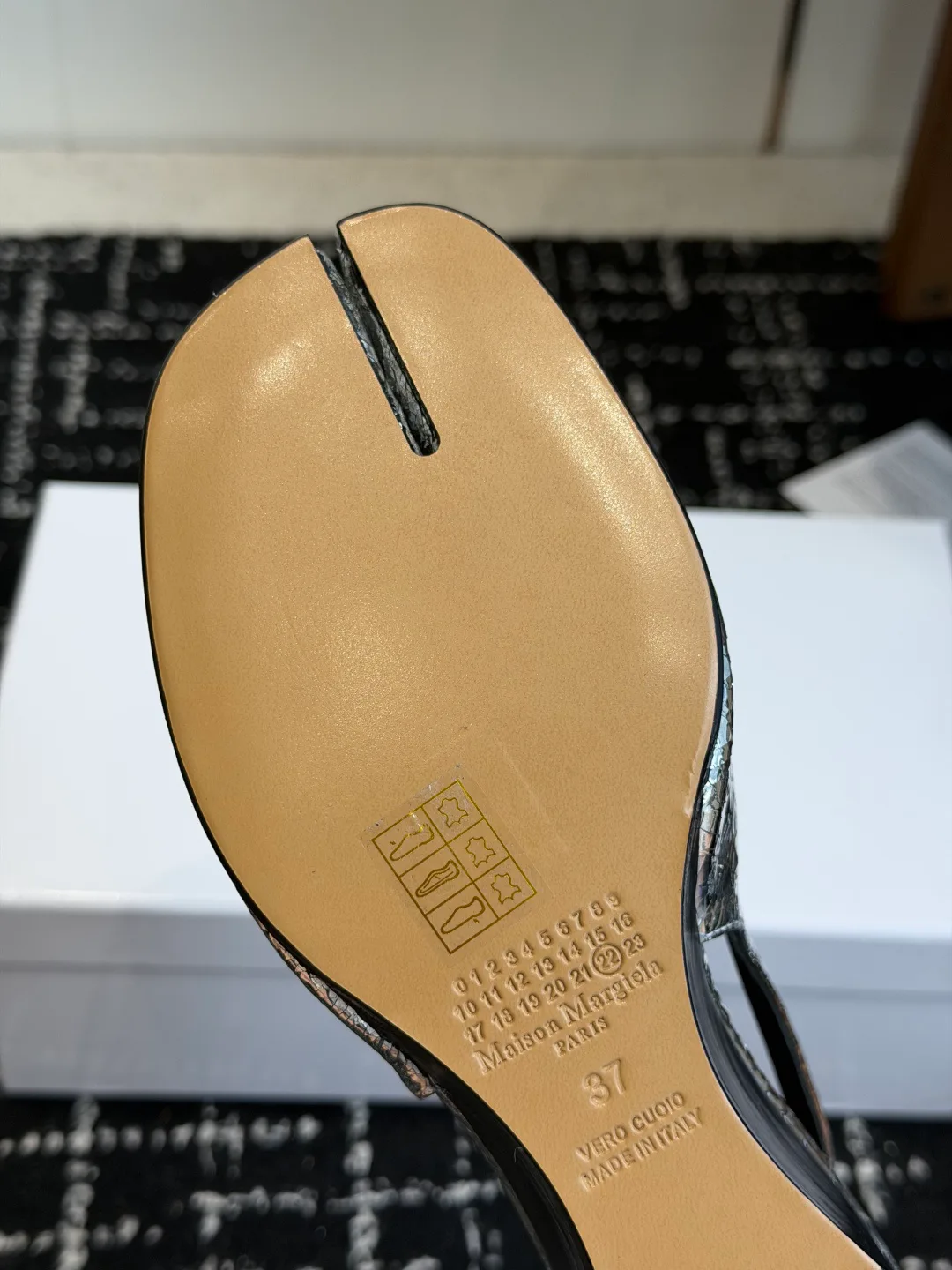 Women's Open-Toe Sandals MAISON MARGIELA 17997937