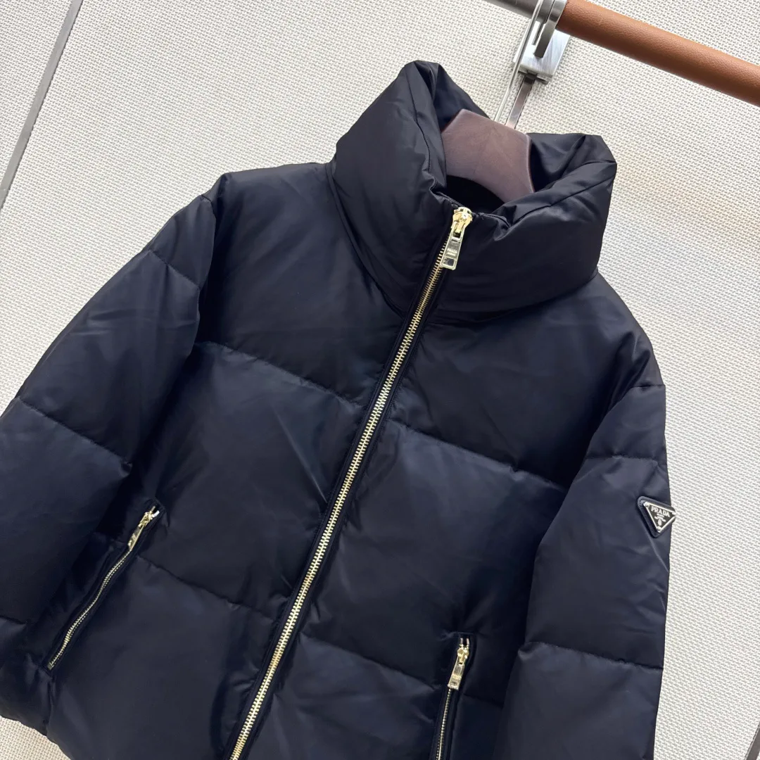 Women's Jackets And Down Jackets PRADA 18398207
