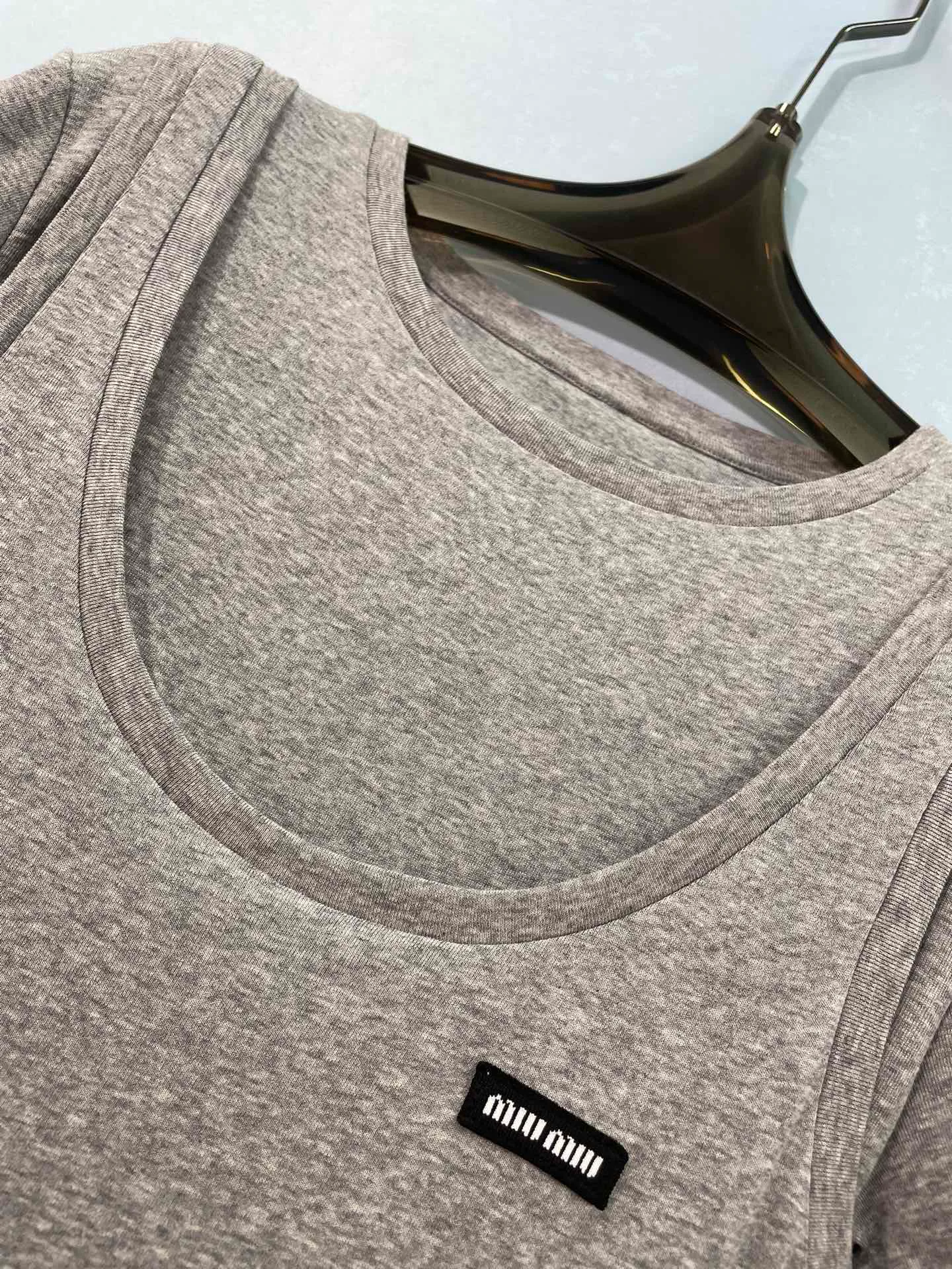 Women's T-Shirts MIU MIU 18208971