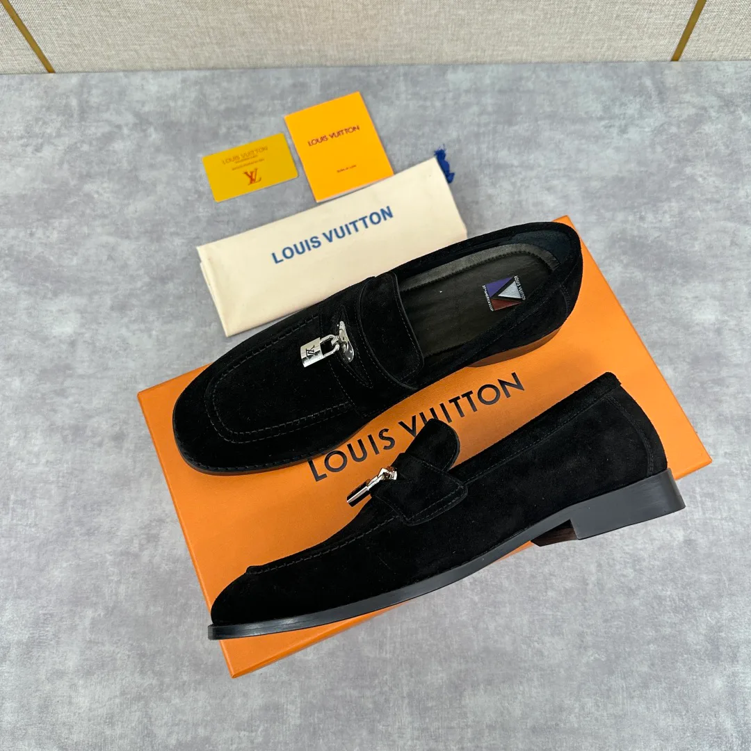 Men's Loafers And Dress Shoes LOUIS VUITTON 18194002