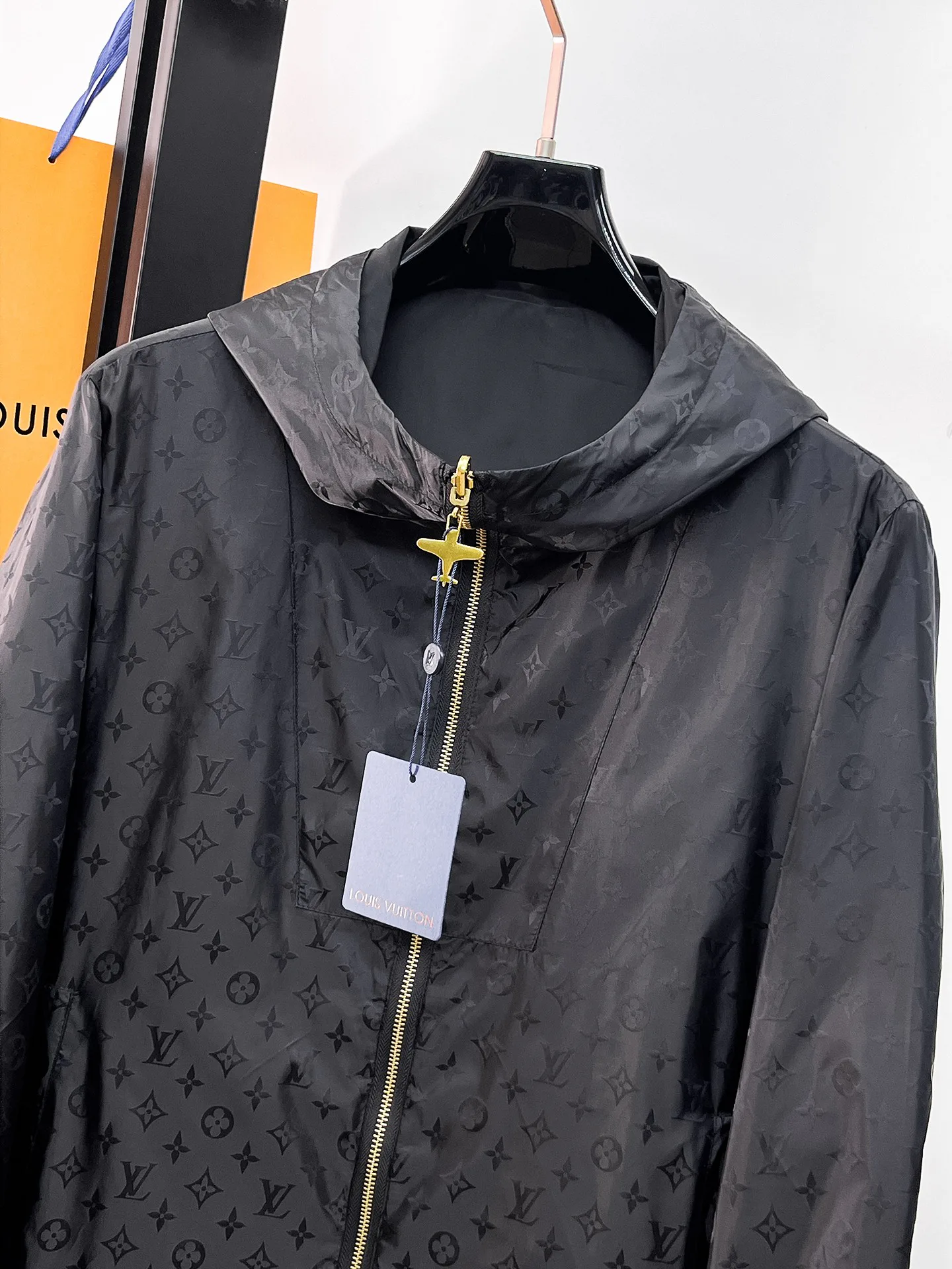 Men's Jackets And Down Jackets LOUIS VUITTON 17966711