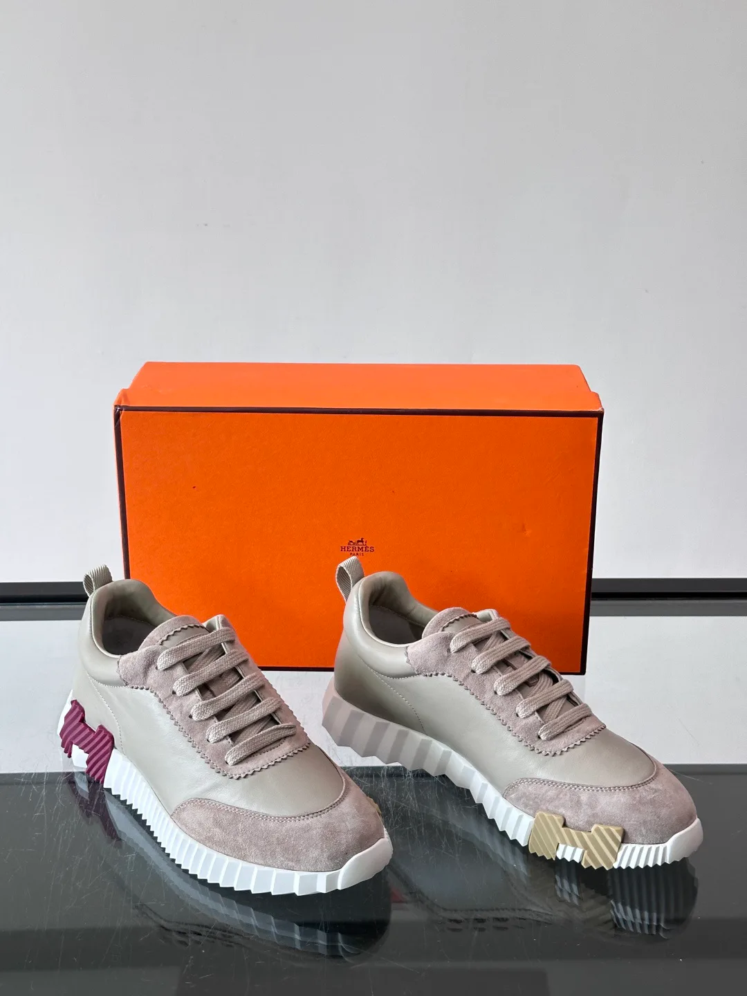 Women's Sneakers HERMES 18102591