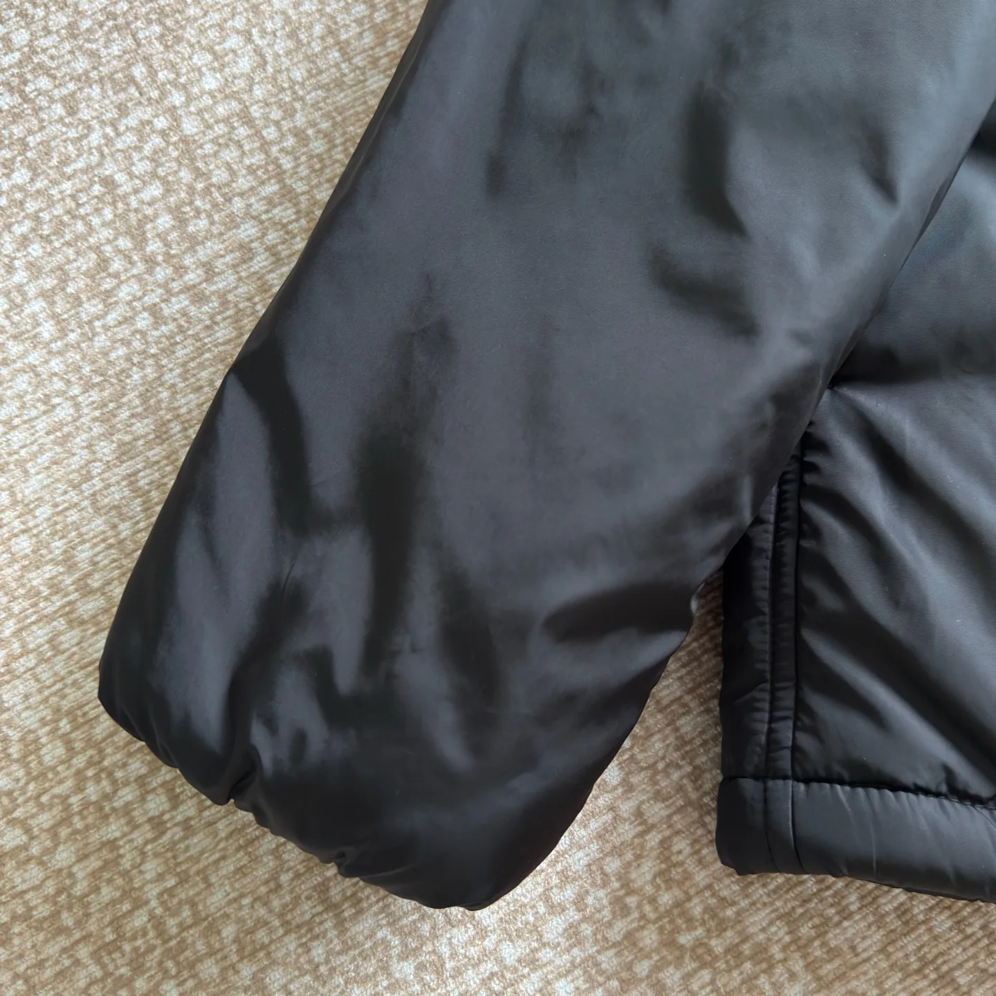 Women's Jackets And Down Jackets PRADA 18022761