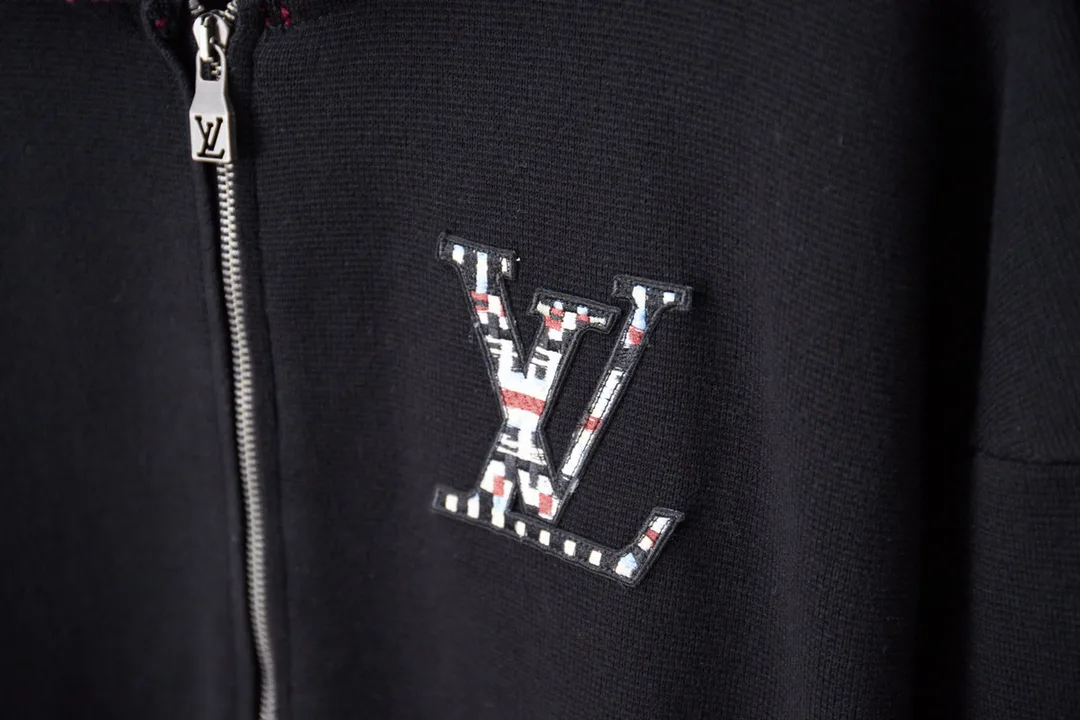 Men's Jumpers And Sweaters LOUIS VUITTON 18368995