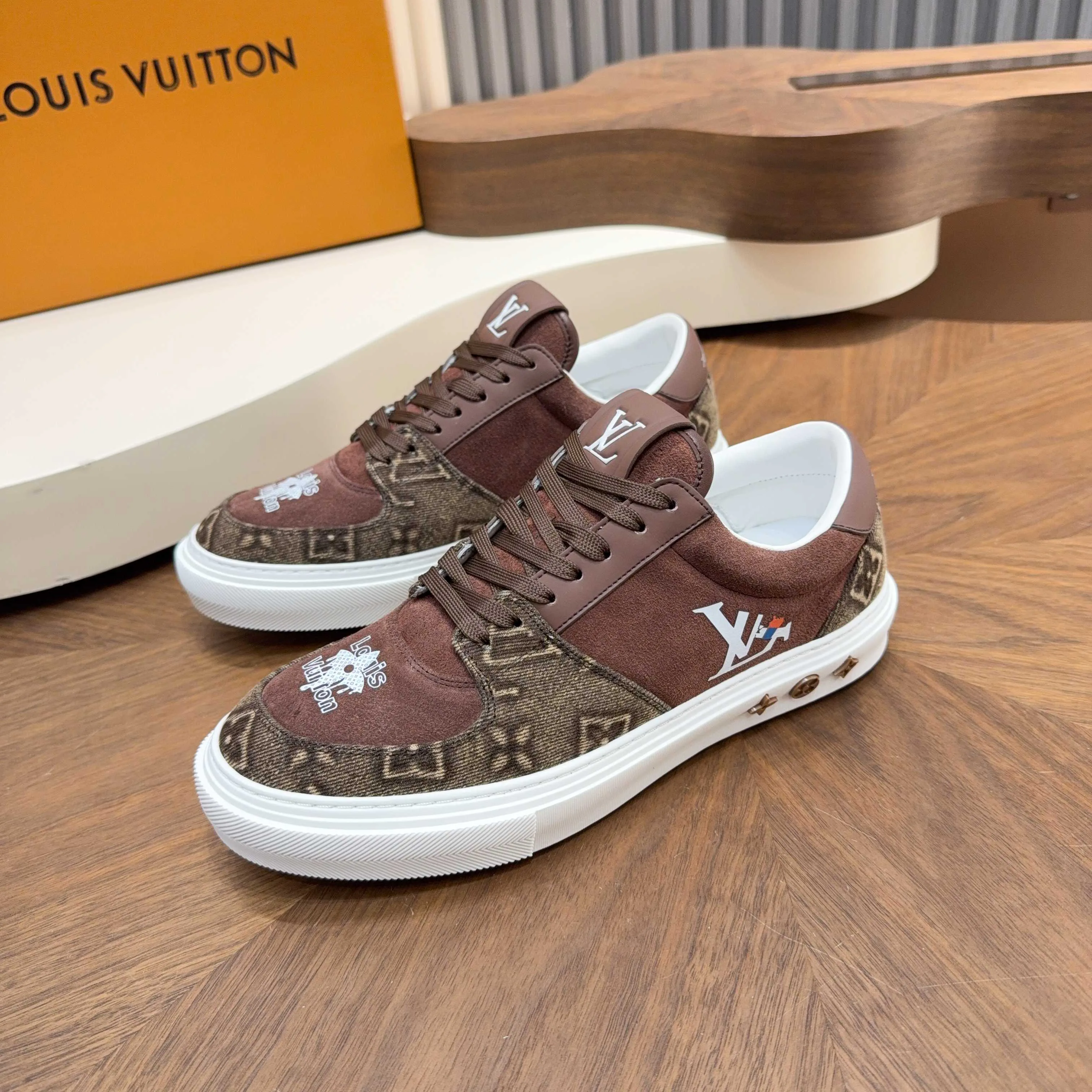 Men's Sneakers LOUIS VUITTON 17921398