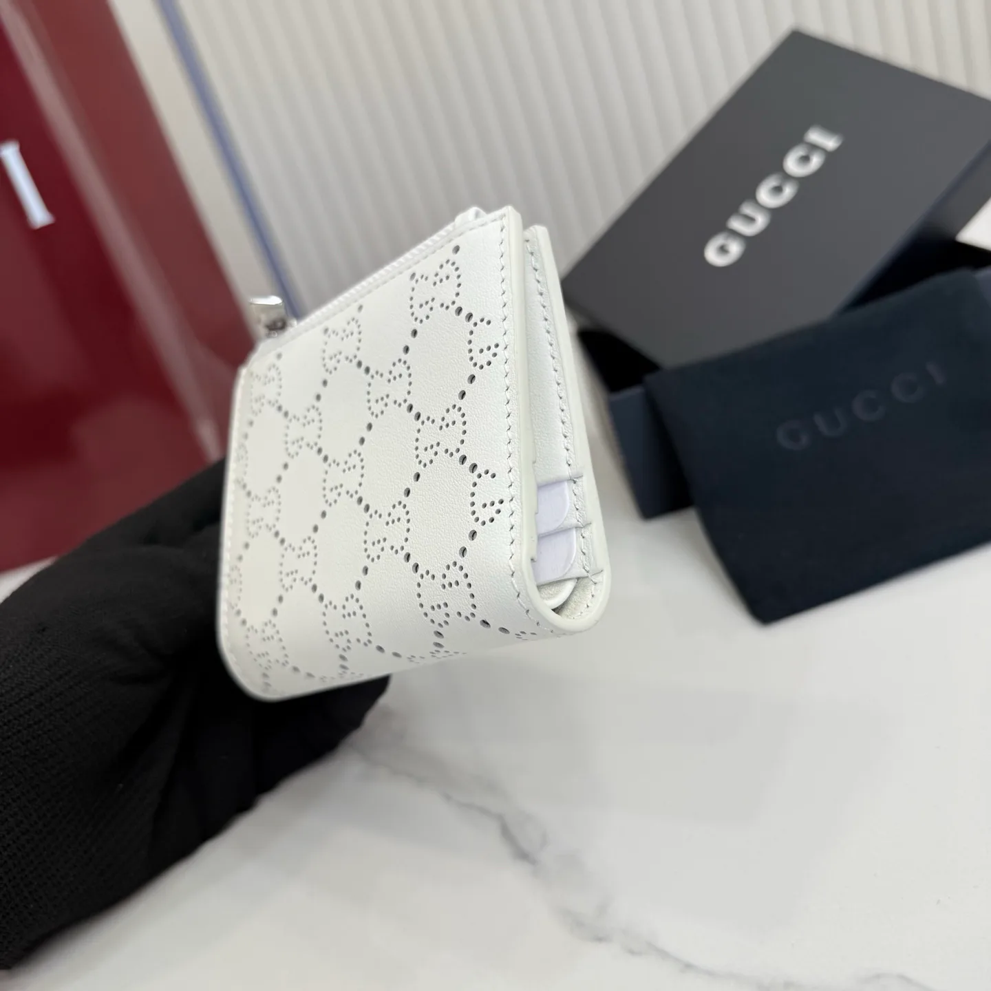 Women's Clutches GUCCI 17947853