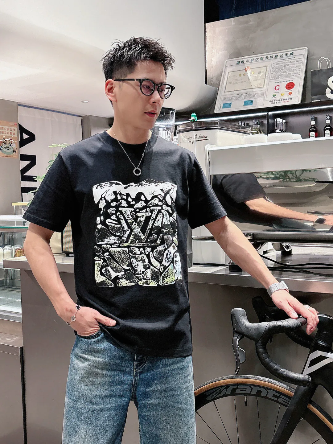 Men's T-Shirts LOUIS VUITTON 17349010