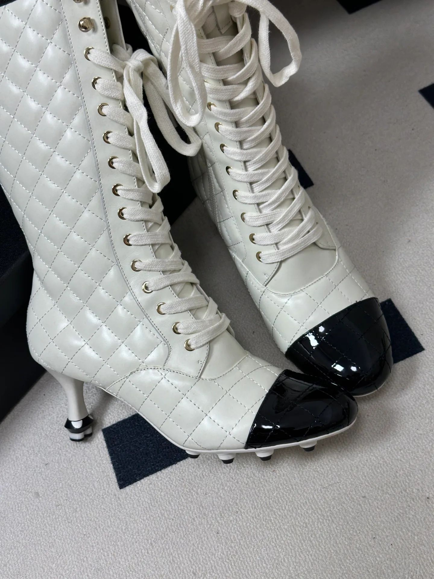 Сапоги Женские Chanel 18595097