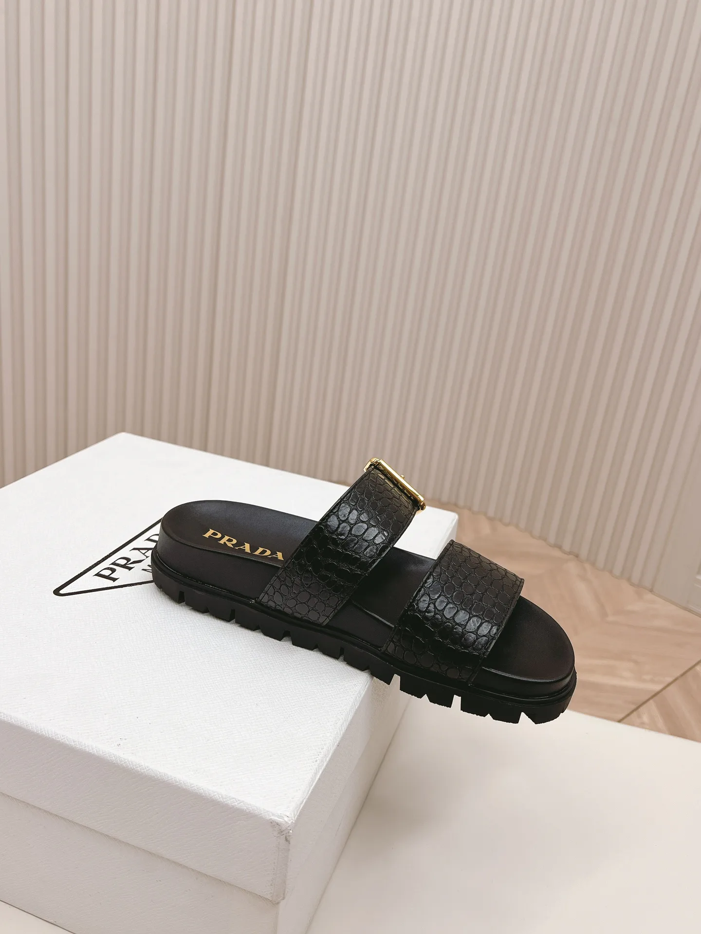 Women's Flip-Flops PRADA 17499576