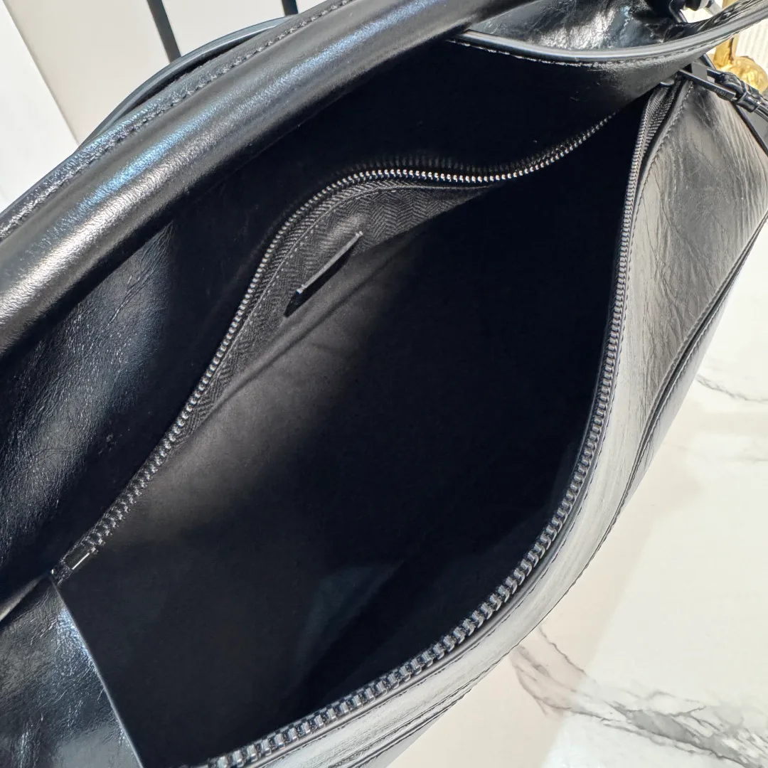 Women's Classic Handbags LOEWE 17818155