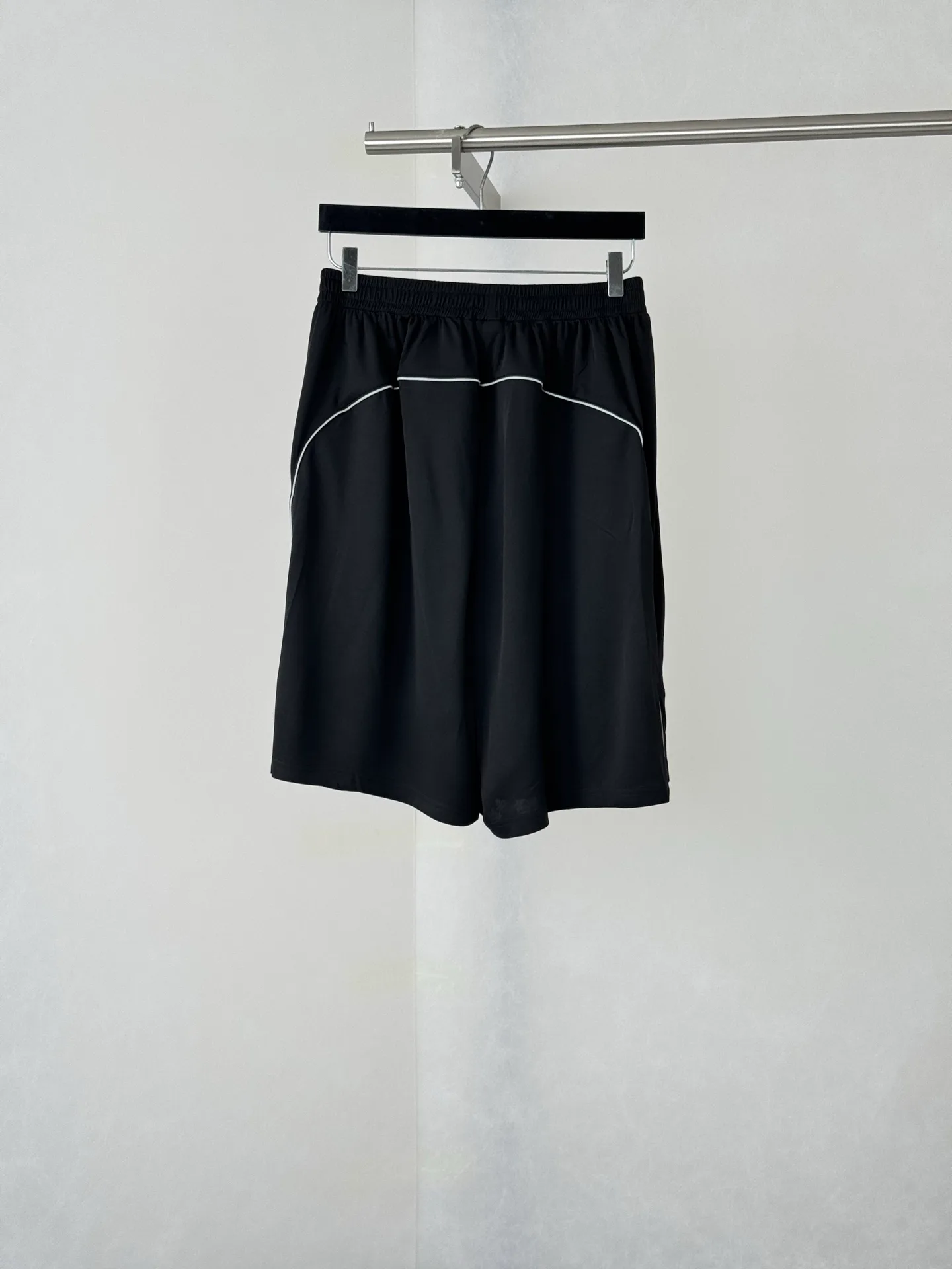 Men's Shorts BALENCIAGA 17585905