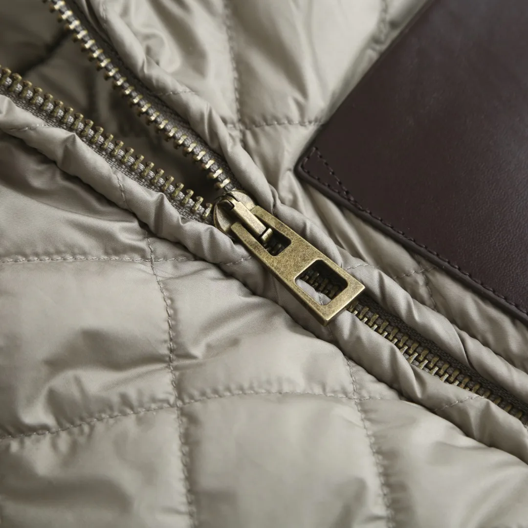 Women's Jackets And Down Jackets LOEWE 18022536