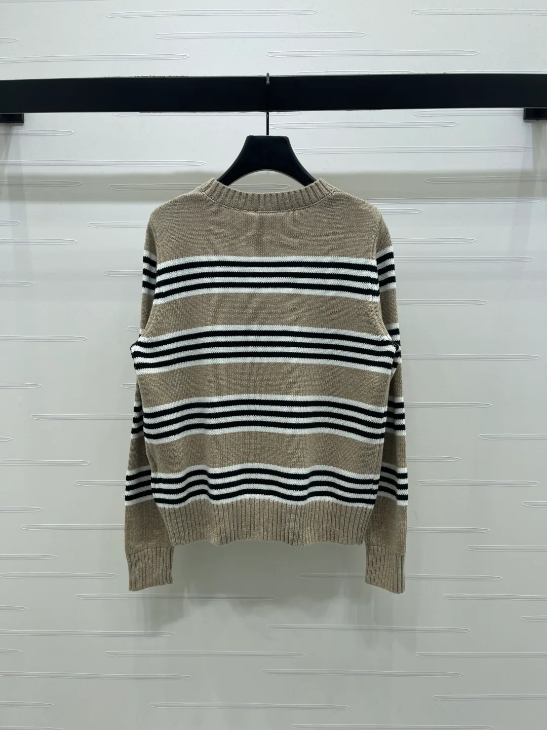 Women's Jumpers And Sweaters CHANEL 17938616