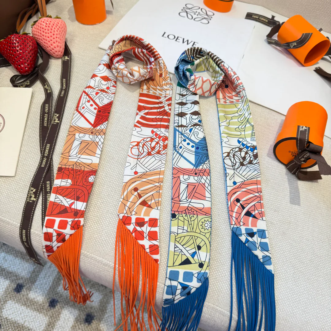 Silk Scarves HERMES 18003414