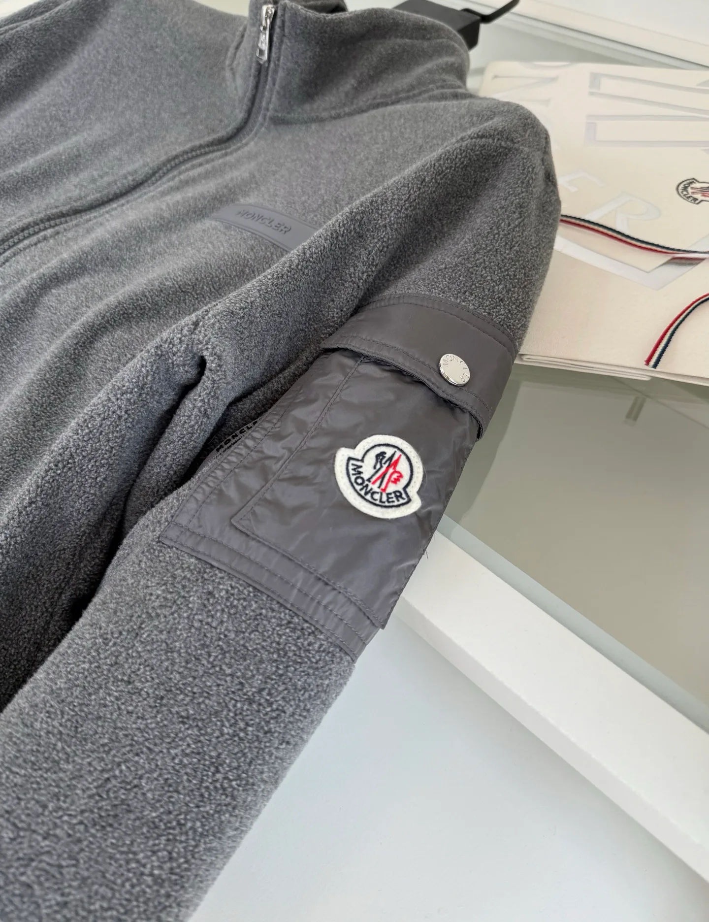 Men's Jackets And Down Jackets MONCLER 18244517