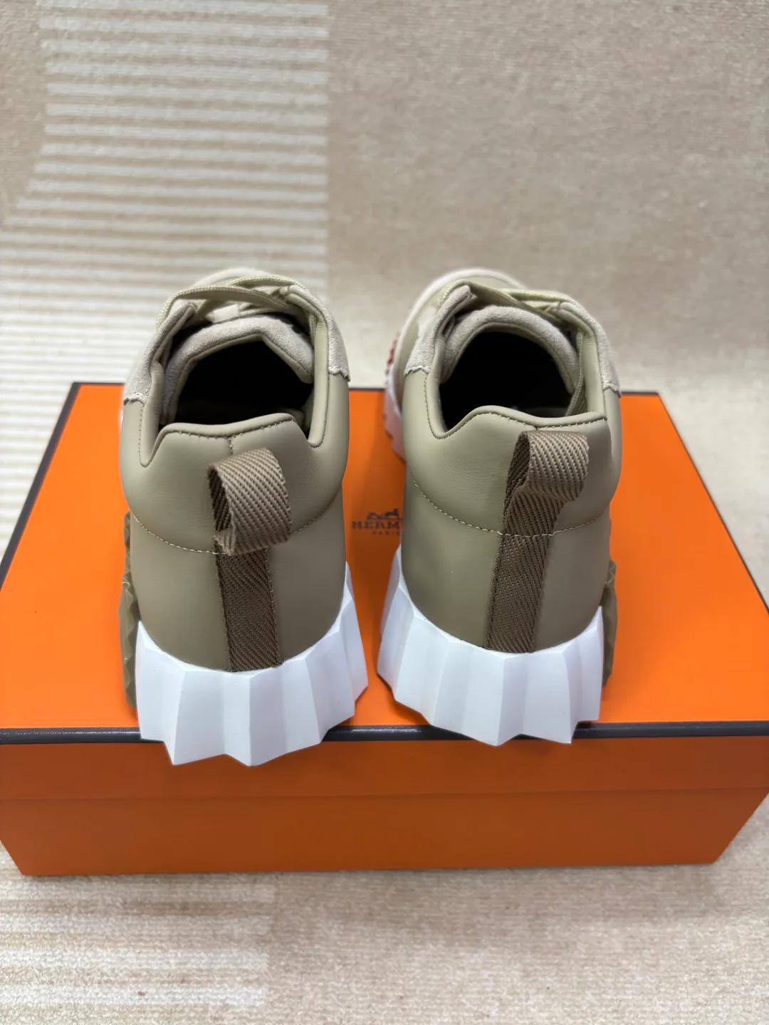 Men's Sneakers HERMES 18203144