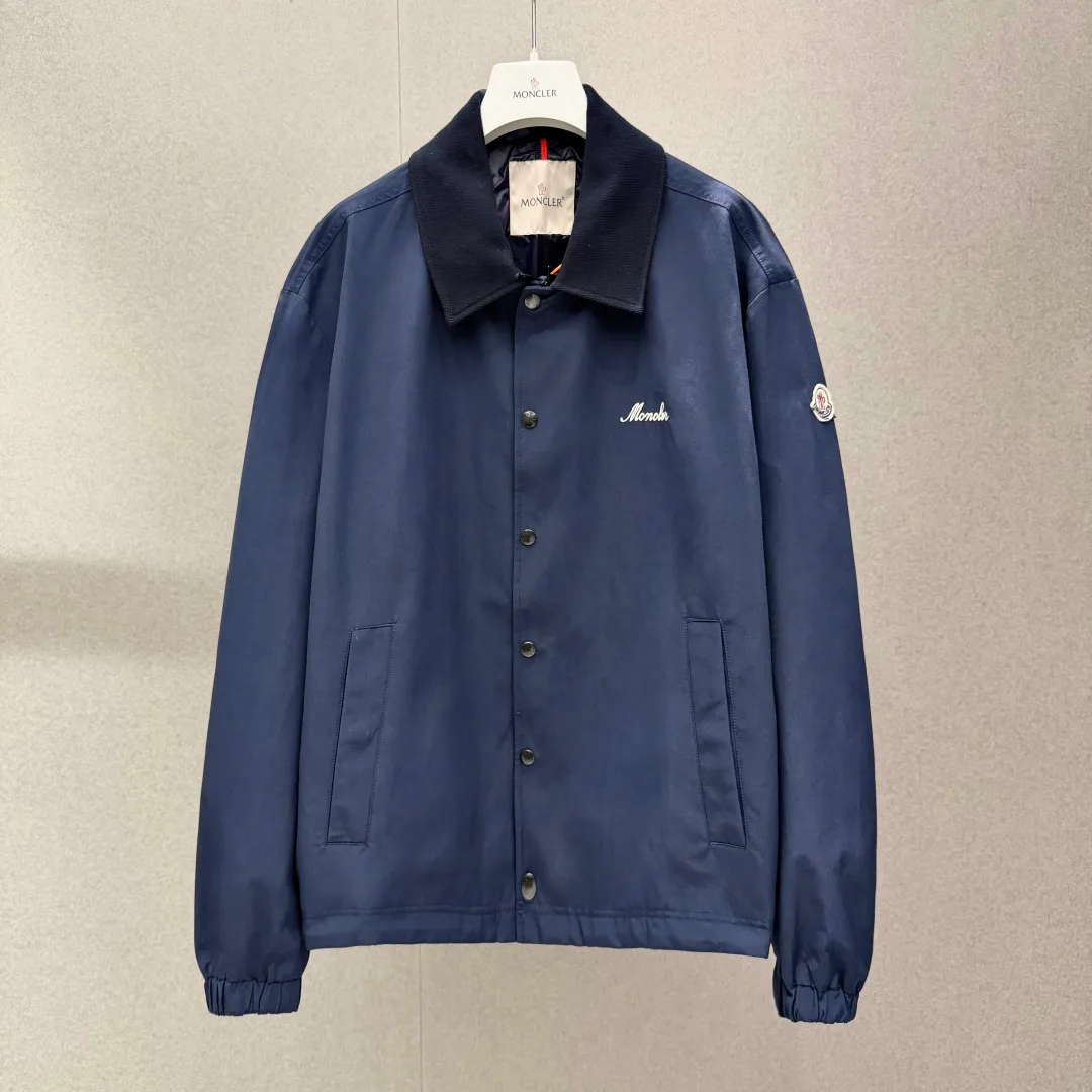 Men's Jackets And Down Jackets MONCLER 17876337