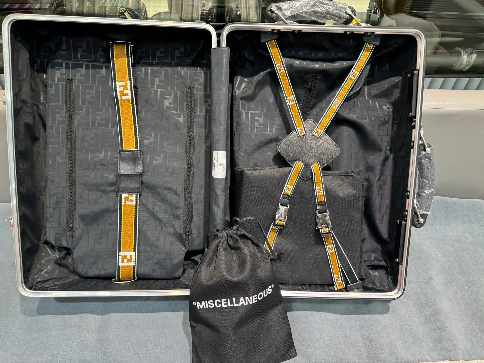 Suitcases RIMOWA 17186203