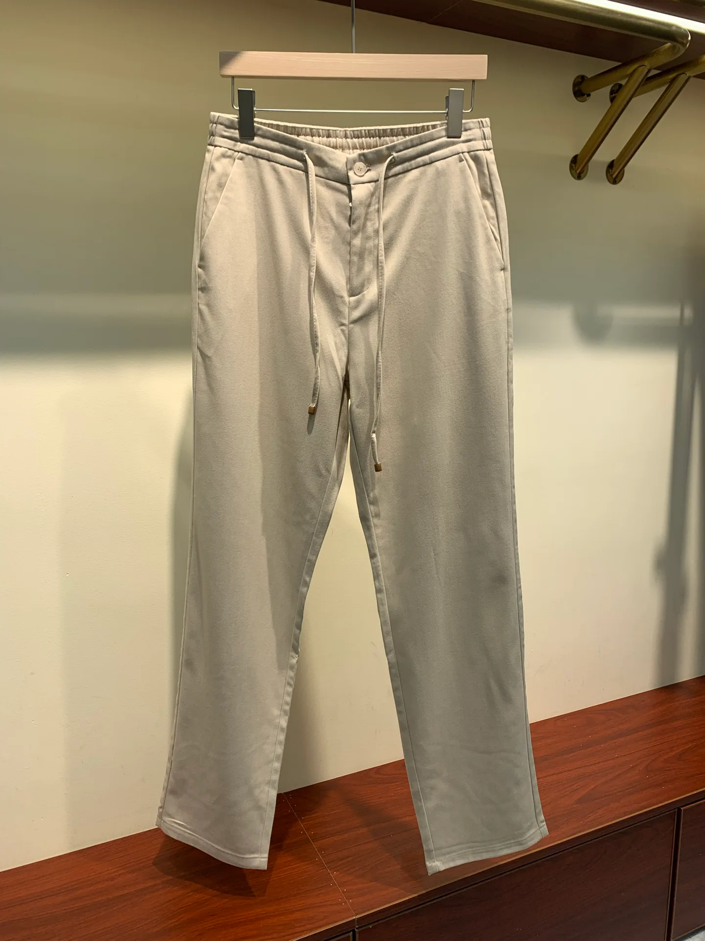Men's Trousers BRUNELLO CUCINELLI 18084344