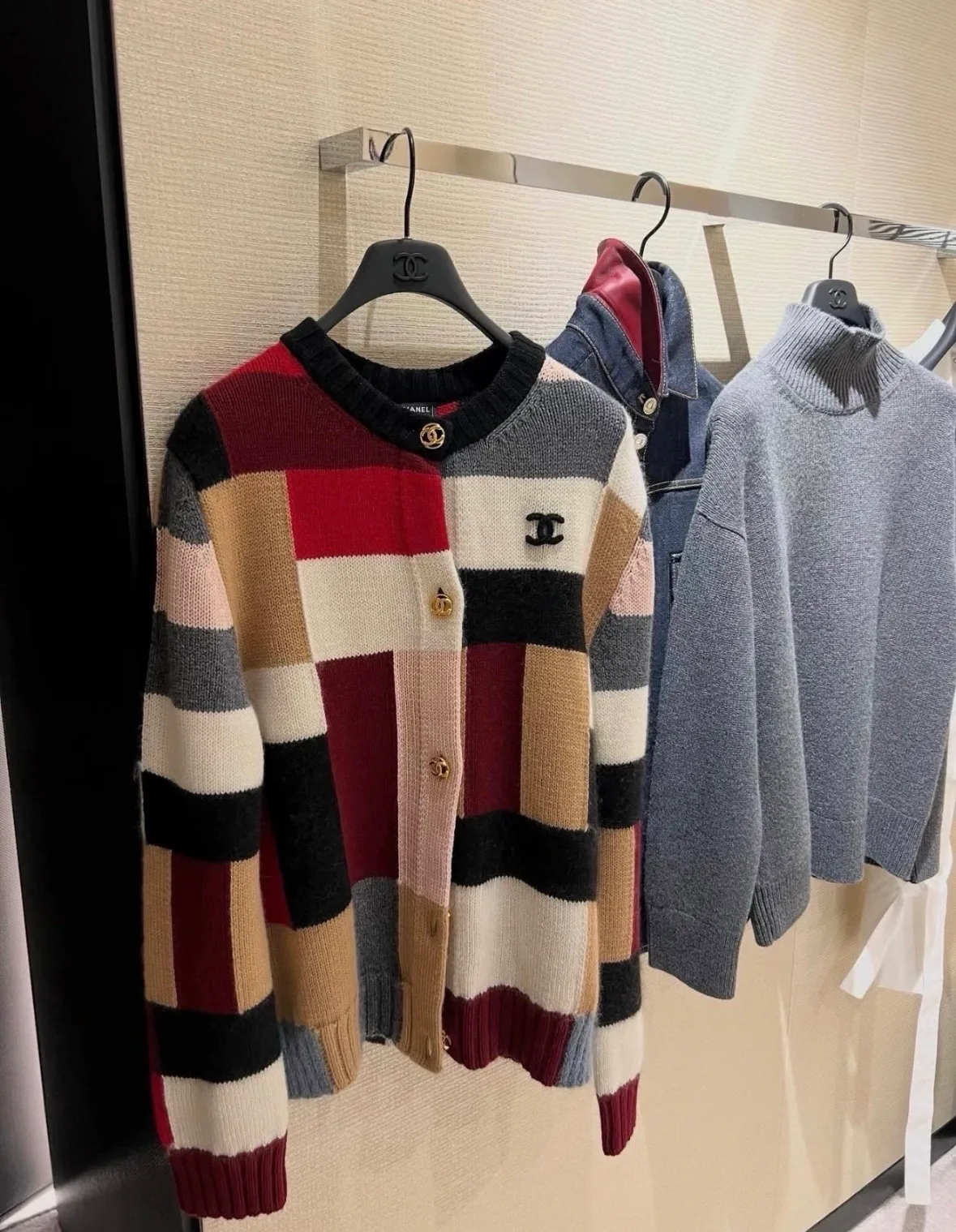 Women's Jumpers And Sweaters CHANEL 18417041