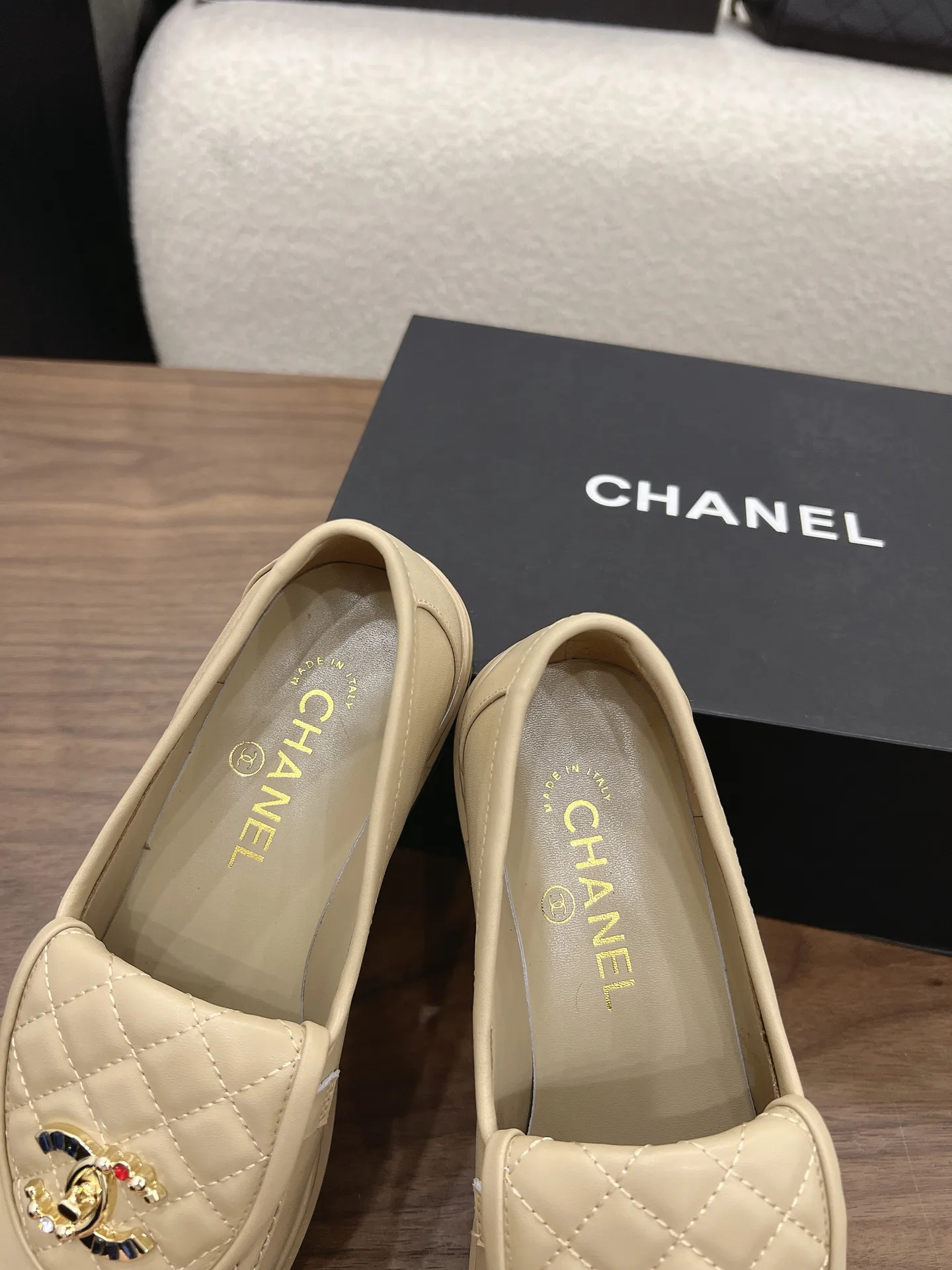 Women's Loafers And Moccasins CHANEL 17303660