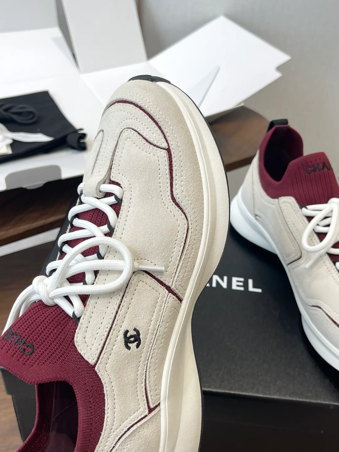 Women's Sneakers CHANEL 17364708