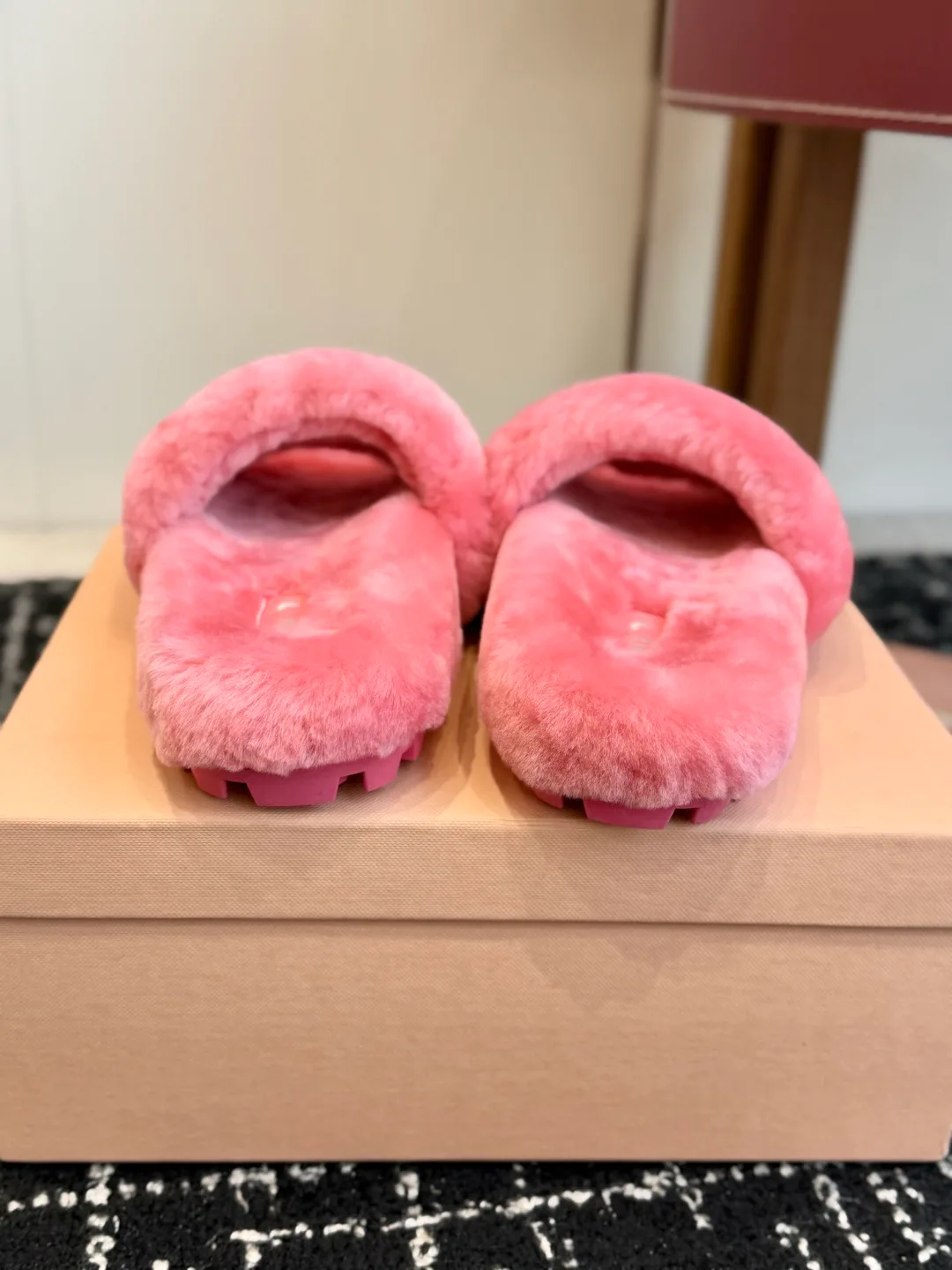 Women's Slippers MIU MIU 18139568