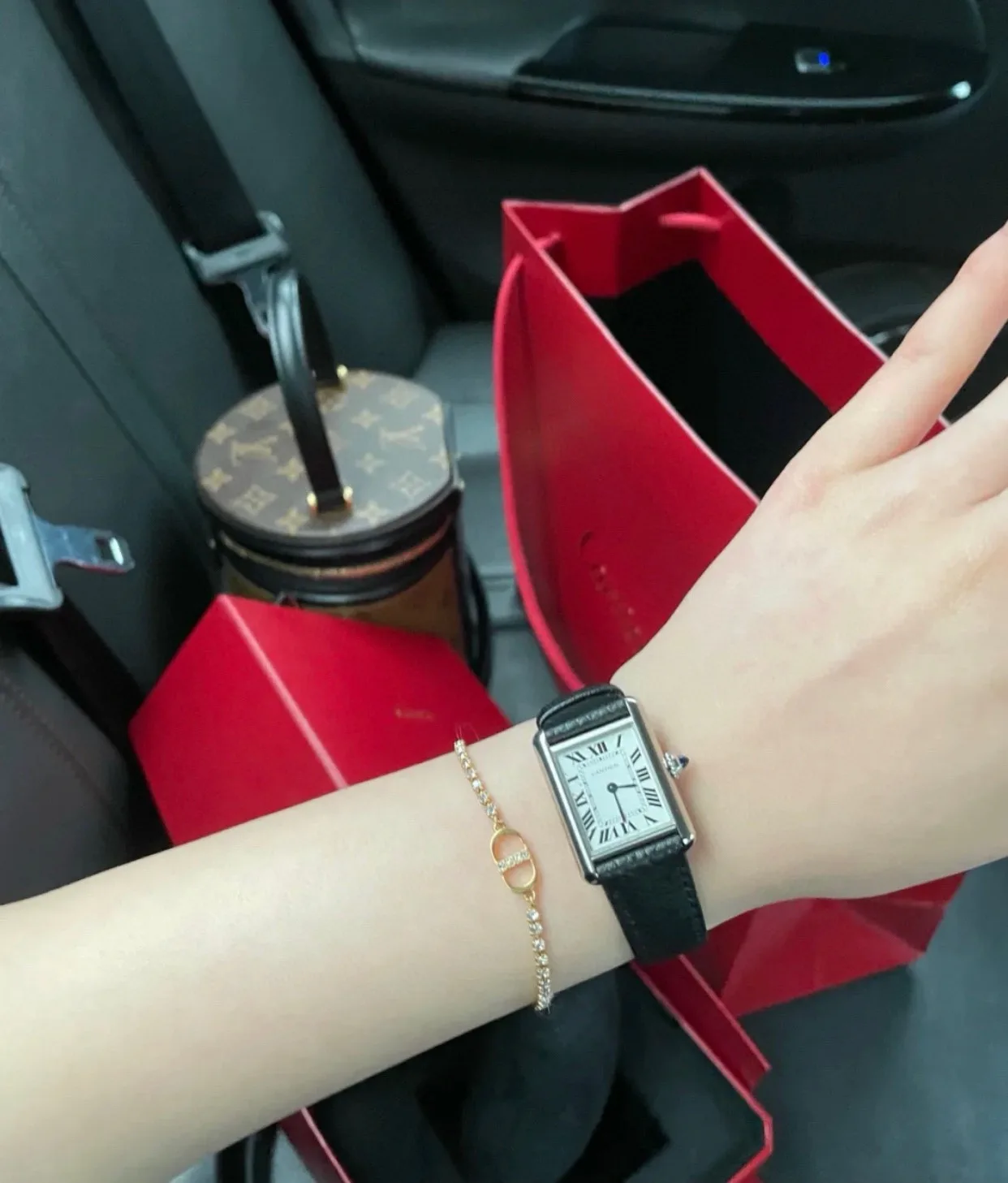 Women's Watches CARTIER 17638265