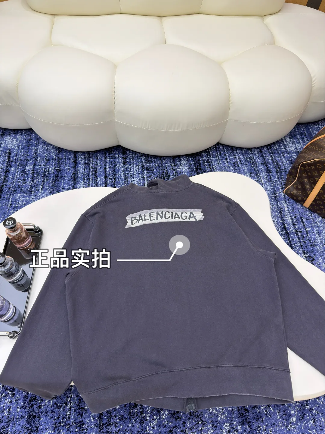 Men's Sweatshirts And Hoodies BALENCIAGA 17699436