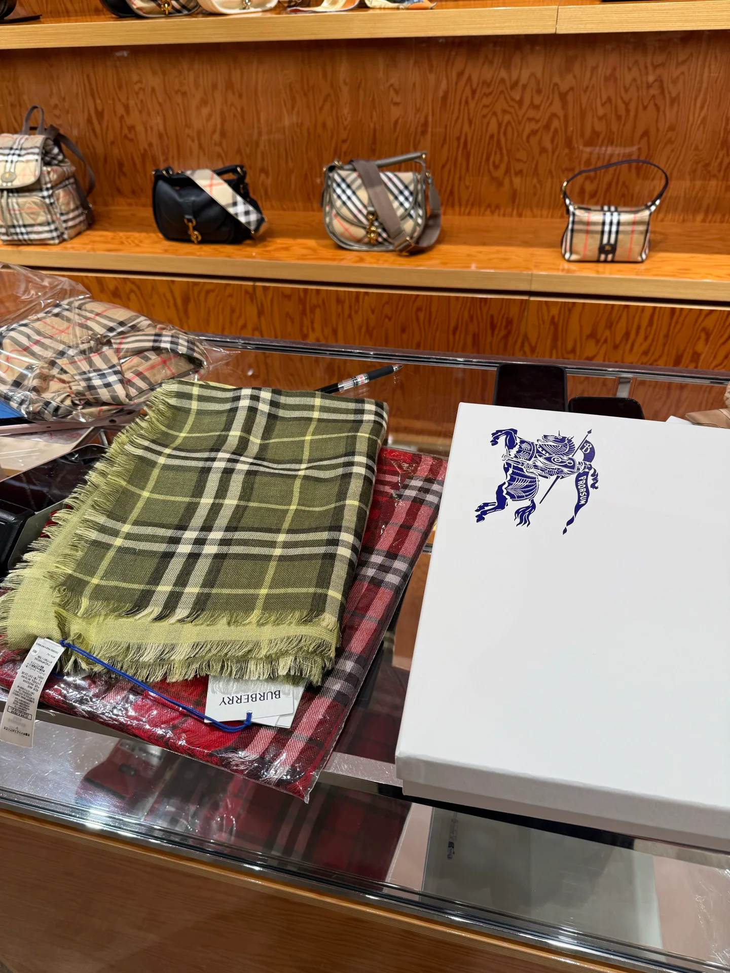 Scarves BURBERRY 18093310