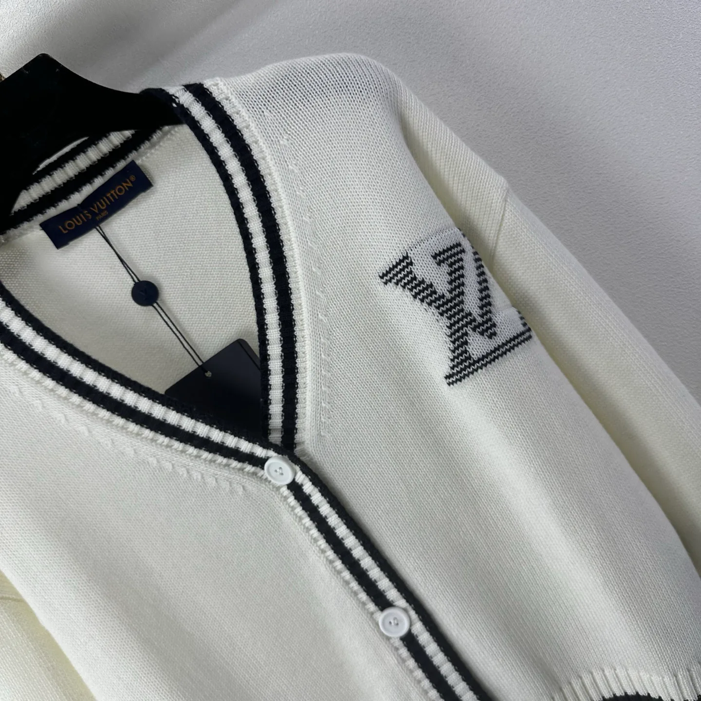 Women's Jumpers And Sweaters LOUIS VUITTON 18363049