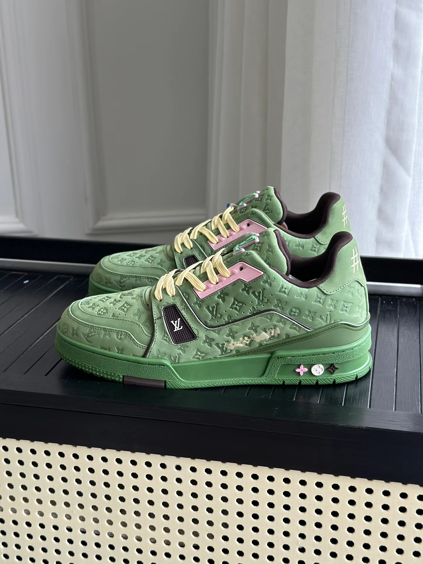 Women's Sneakers LOUIS VUITTON 18014114