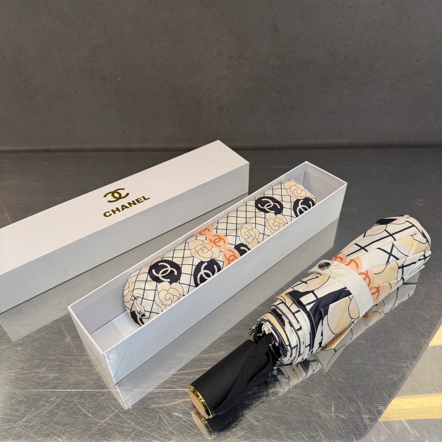 Umbrellas CHANEL 17350235