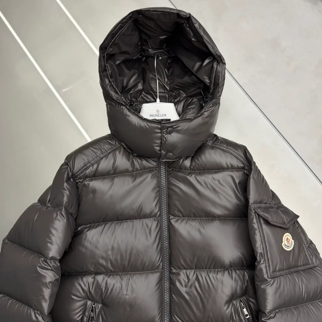 Men's Jackets And Down Jackets MONCLER 17391878