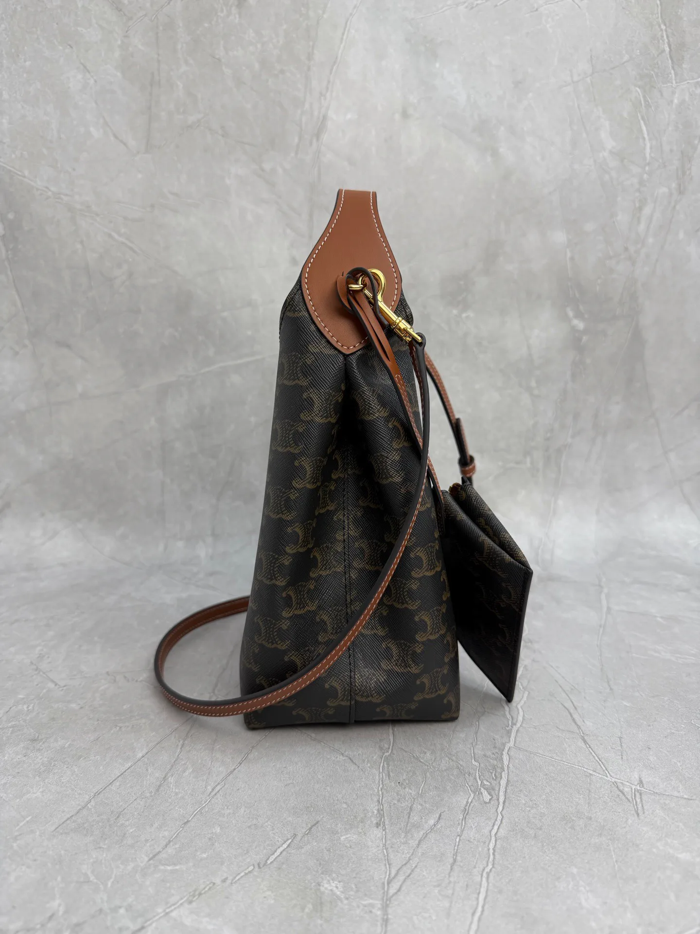 Women's Classic Handbags CELINE 17806347