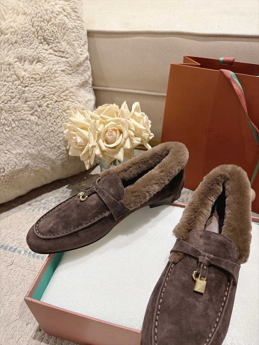 Women's Loafers And Moccasins LORO PIANA 18324660
