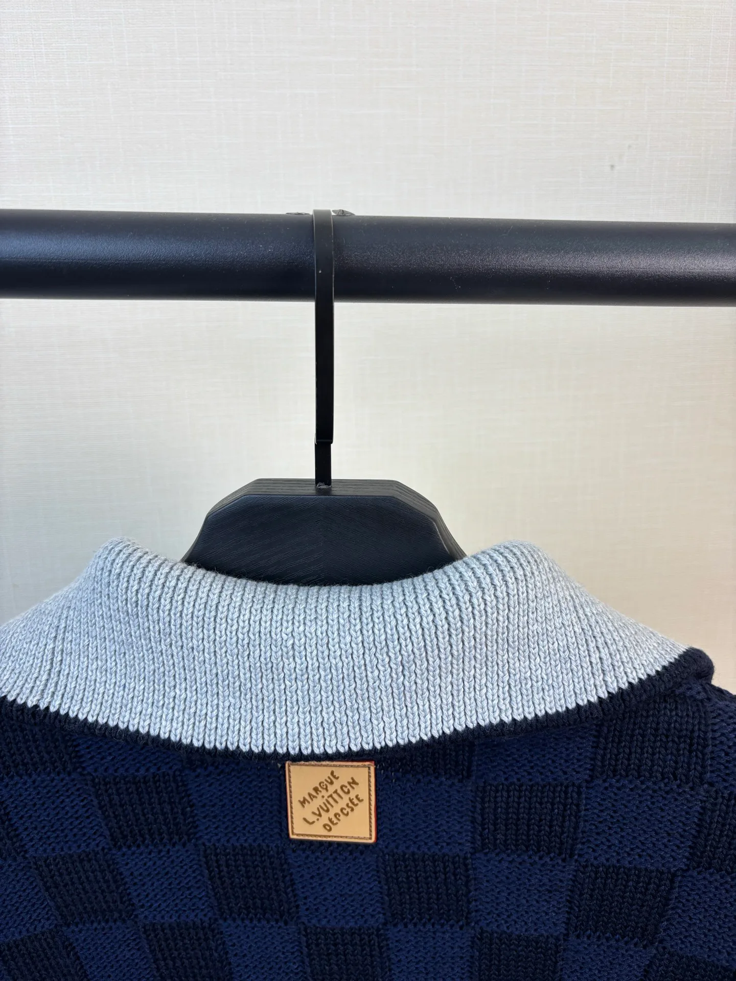 Men's Jumpers And Sweaters LOUIS VUITTON 18032877