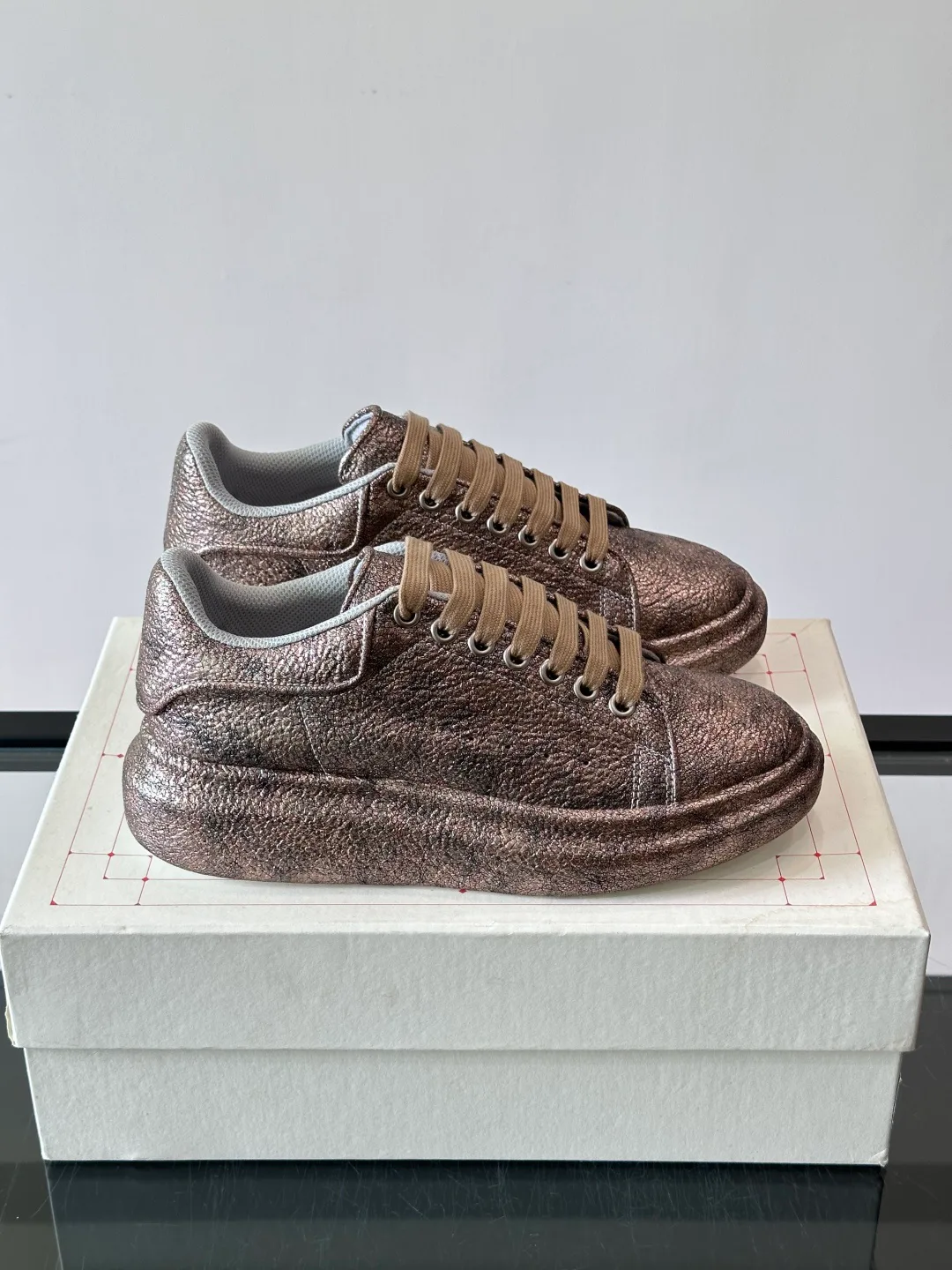 Women's Sneakers ALEXANDER MCQUEEN 17447543