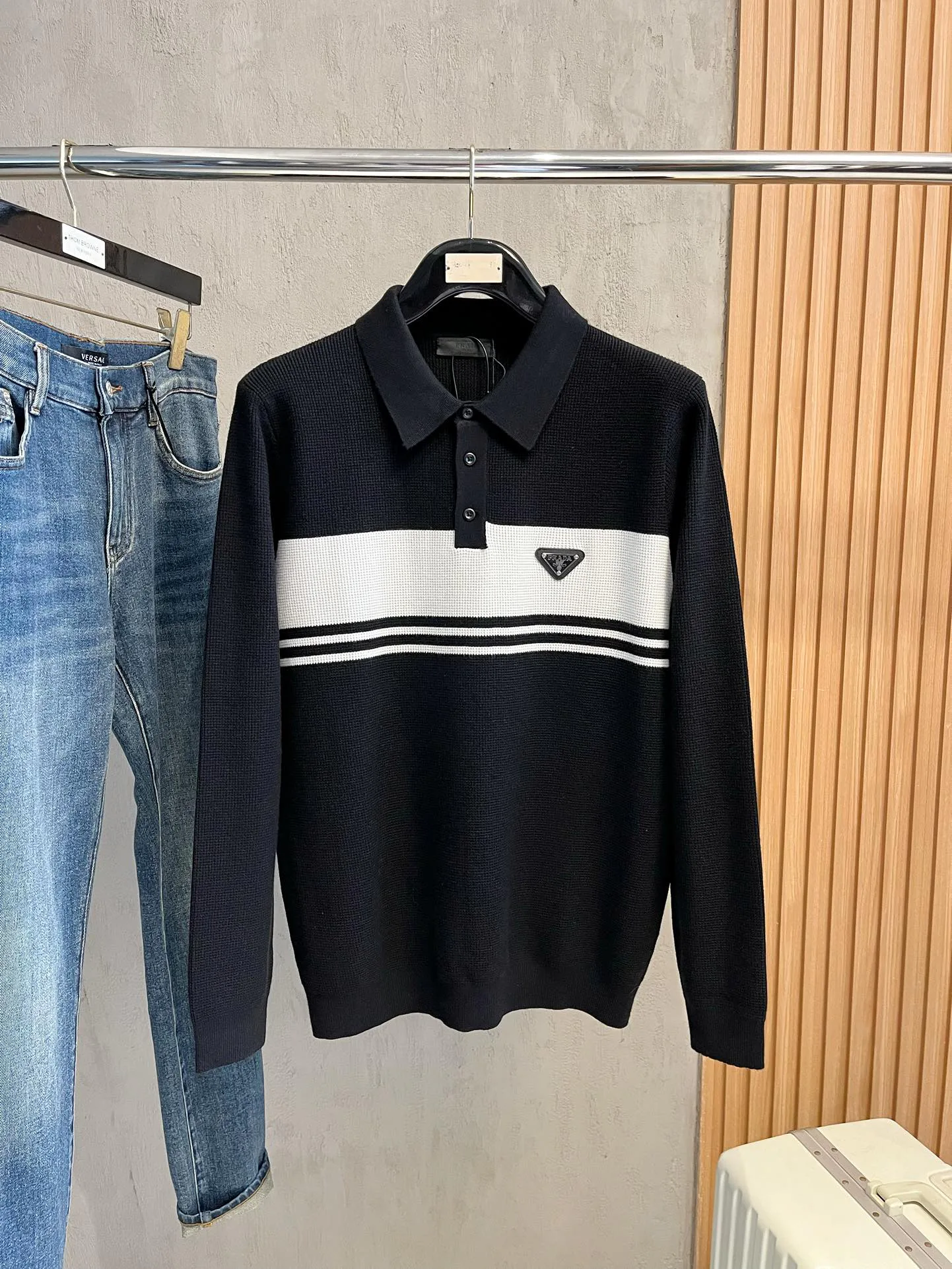 Men's Jumpers And Sweaters PRADA 18098143