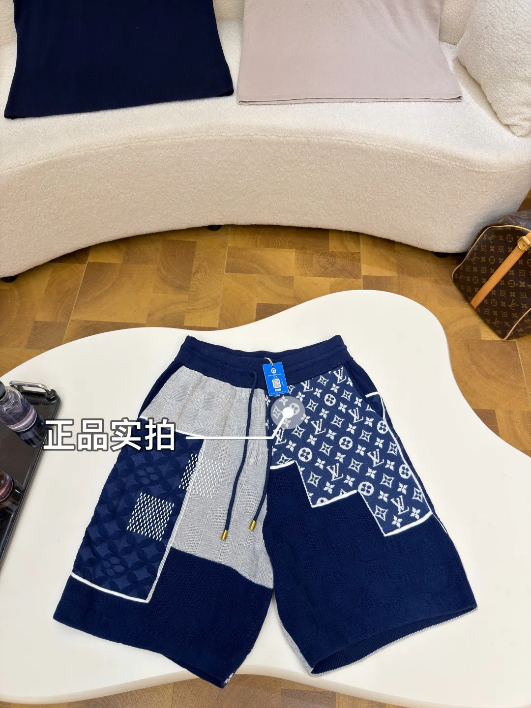 Men's Shorts LOUIS VUITTON 17527111